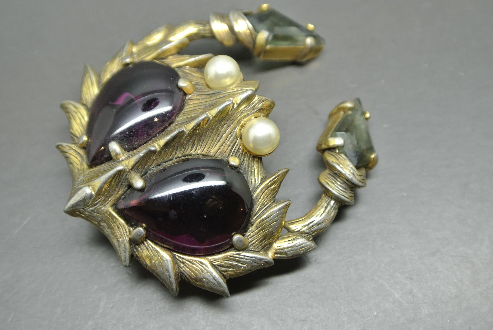 Artist Schiaparelli 1950s Purple Black Glass Crab Brooch For Sale