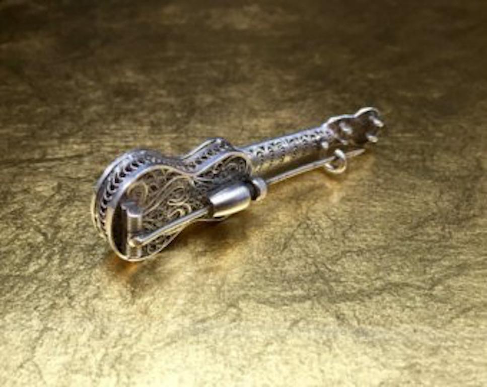 Women's or Men's 1910s Antique Art Nouveau Filigree Violine Brooch Pin Christmas Gifts for Mom For Sale