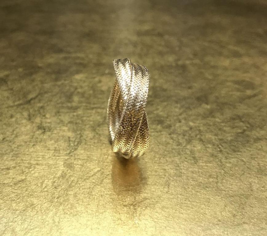 Vintage 1970s Woven 14k Gold Wedding Band or Unique Fashion Ring Christmas Gift For Sale 1