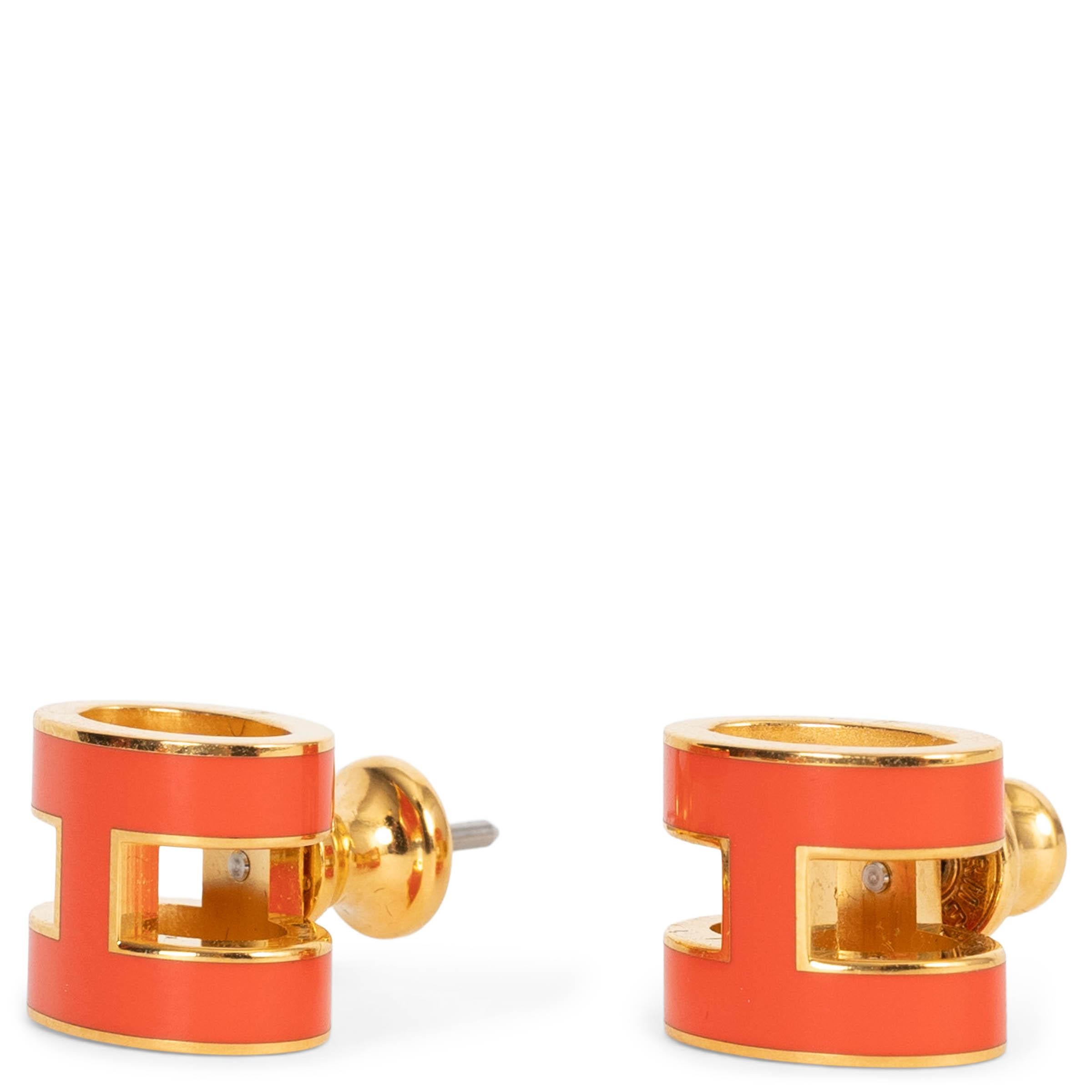 Ces boucles d'oreilles Mini Pop H, 100% authentiques, sont réalisées en métal doré rose et laquées Orang Field. Le design 