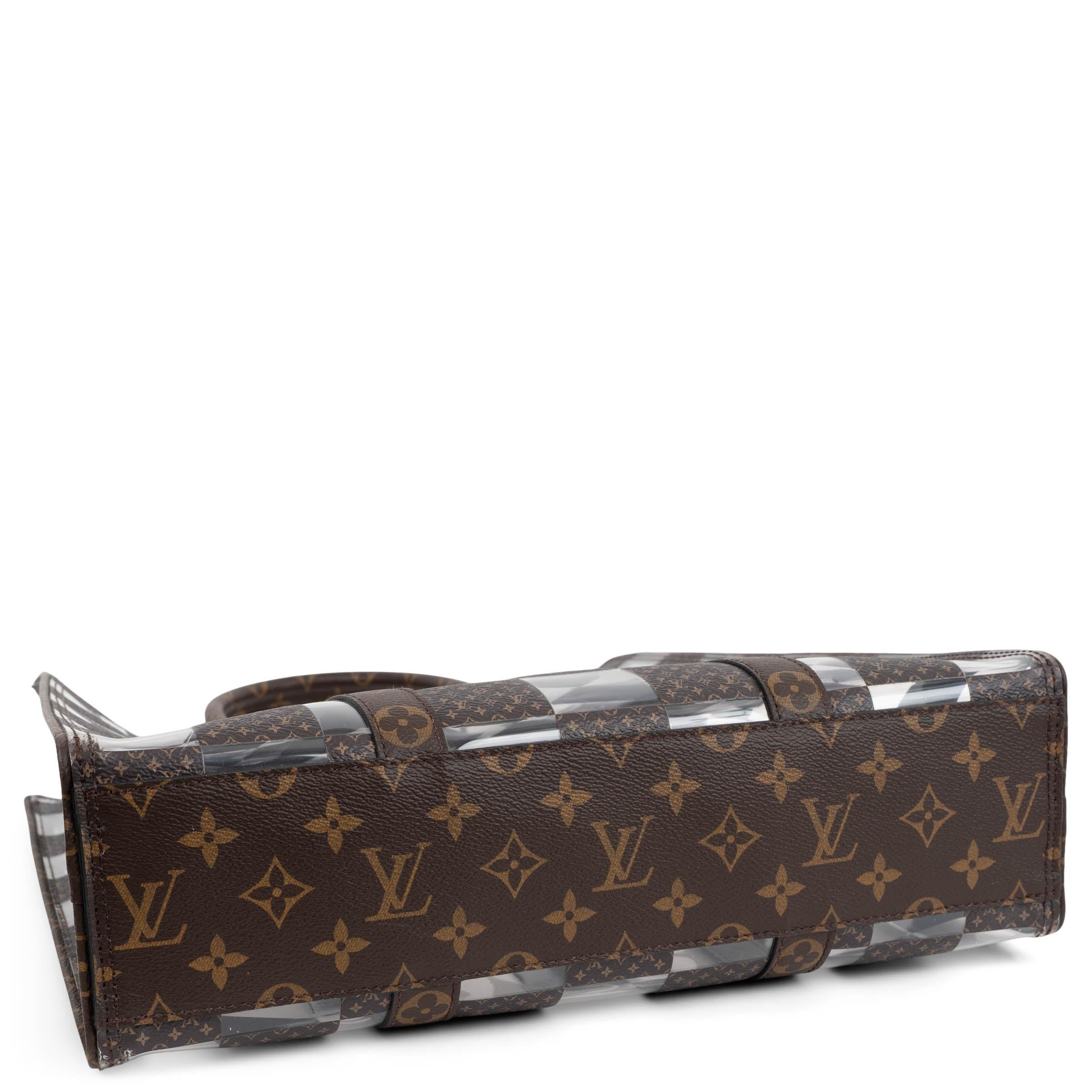 LOUIS VUITTON sac cabas Monogram 2022 SAC PLAT marron Excellent état - En vente à Zürich, CH