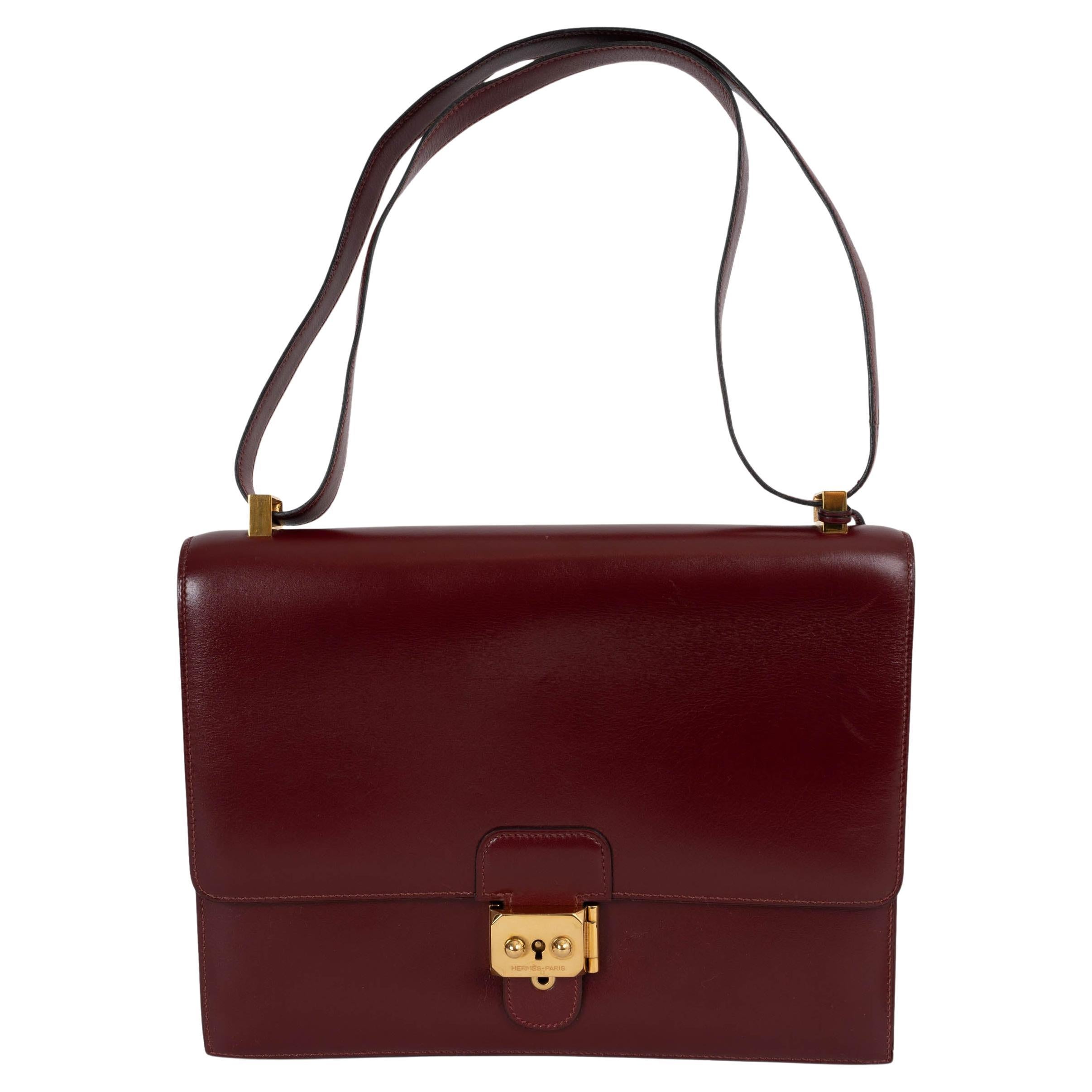 HERMES Rouge H burgundy Box Leder SAC A DEPECHES 26 Umhängetasche mit Gold