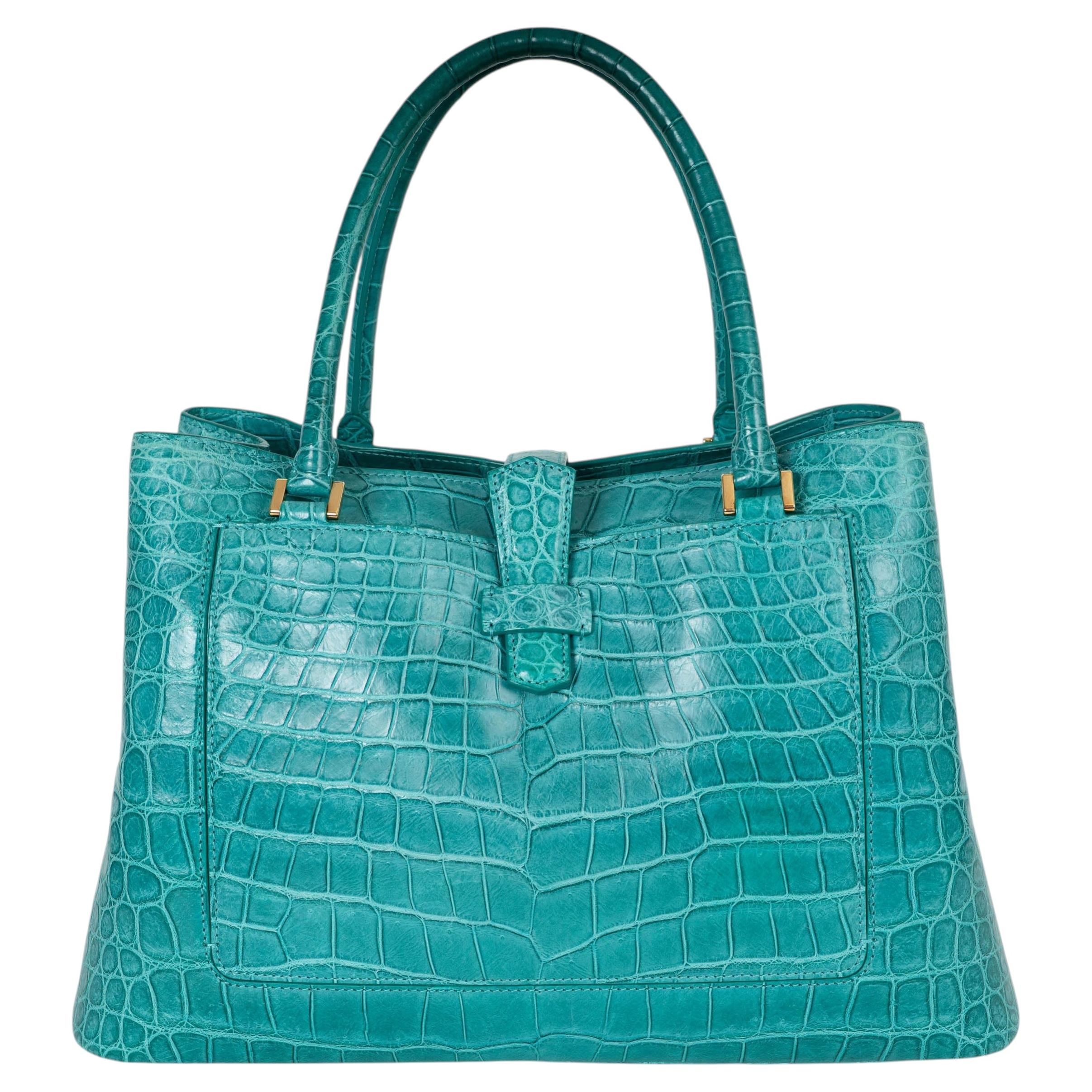 Bolso tote BELLEVUE LARGE COCCO de LORO PIANA, en piel de cocodrilo turquesa