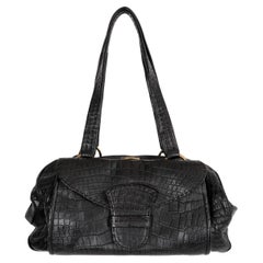 Sac « Doctors » PRADA en cuir de crocodile noir mat