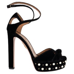 Sandales AQUAZZURA noires 2017 HARLOW en velours cloutées de perles, pointure 38