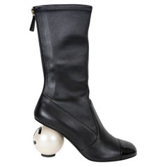 CHANEL black leather 25K PEARL HEEL STRETCH Ankle Boots Shoes 38.5
