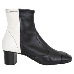 CHANEL black & white leather 20B COLORBLOCK Ankle Boots Shoes 38