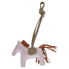 HERMES pink leather RODEO PM Bag Charm Mauve Pale/Pain D'epic/Beige Marfa