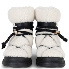 Chanel 2019 Shearling Snow Boots Ecru 37
