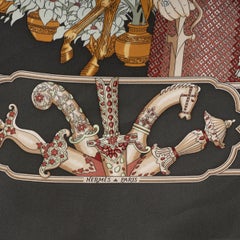 HERMES Splendeurs de Maharajas 90 Twill Scarf Olive silk