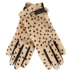 Guanti Chanel 2026 in pelle di vitello con stampa leopardo, beige, marrone scuro, oro, 8