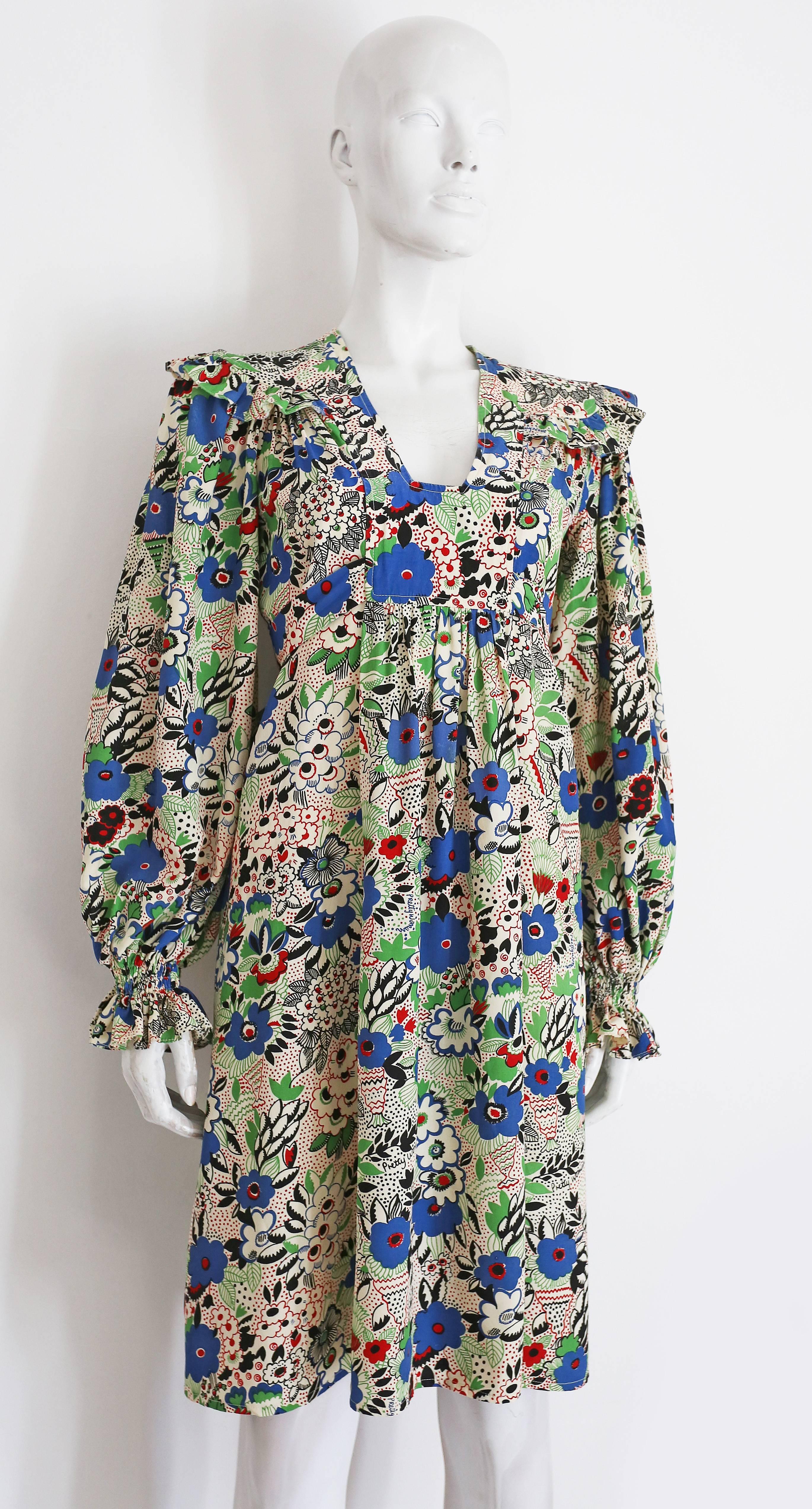 Ossie Clark marocain dress with Celia Birtwell 'pretty woman' print, c. 1970s In Good Condition In London, GB