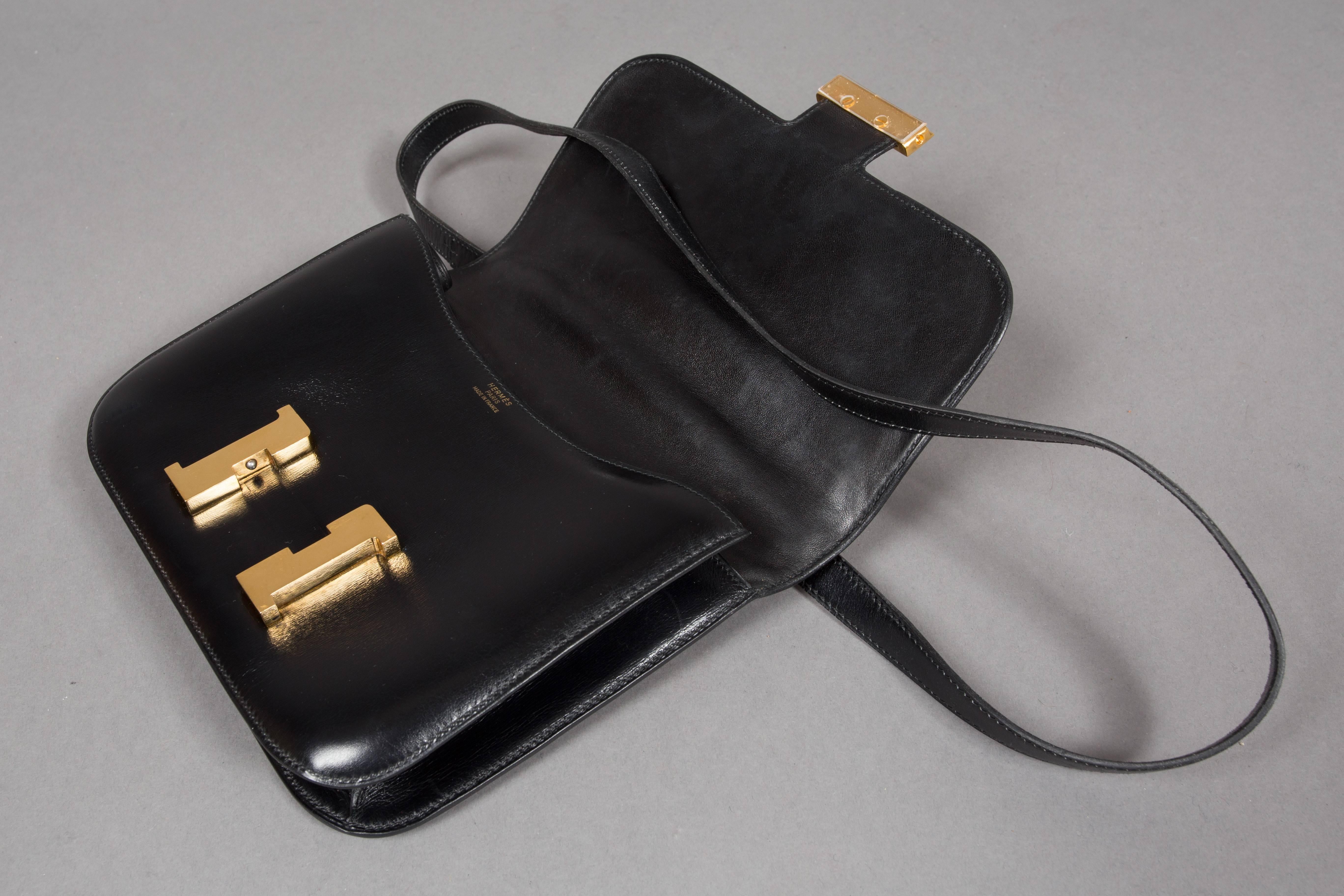 Hermes Constance Black H bag with gold hardware 23 cm In Excellent Condition In London, GB