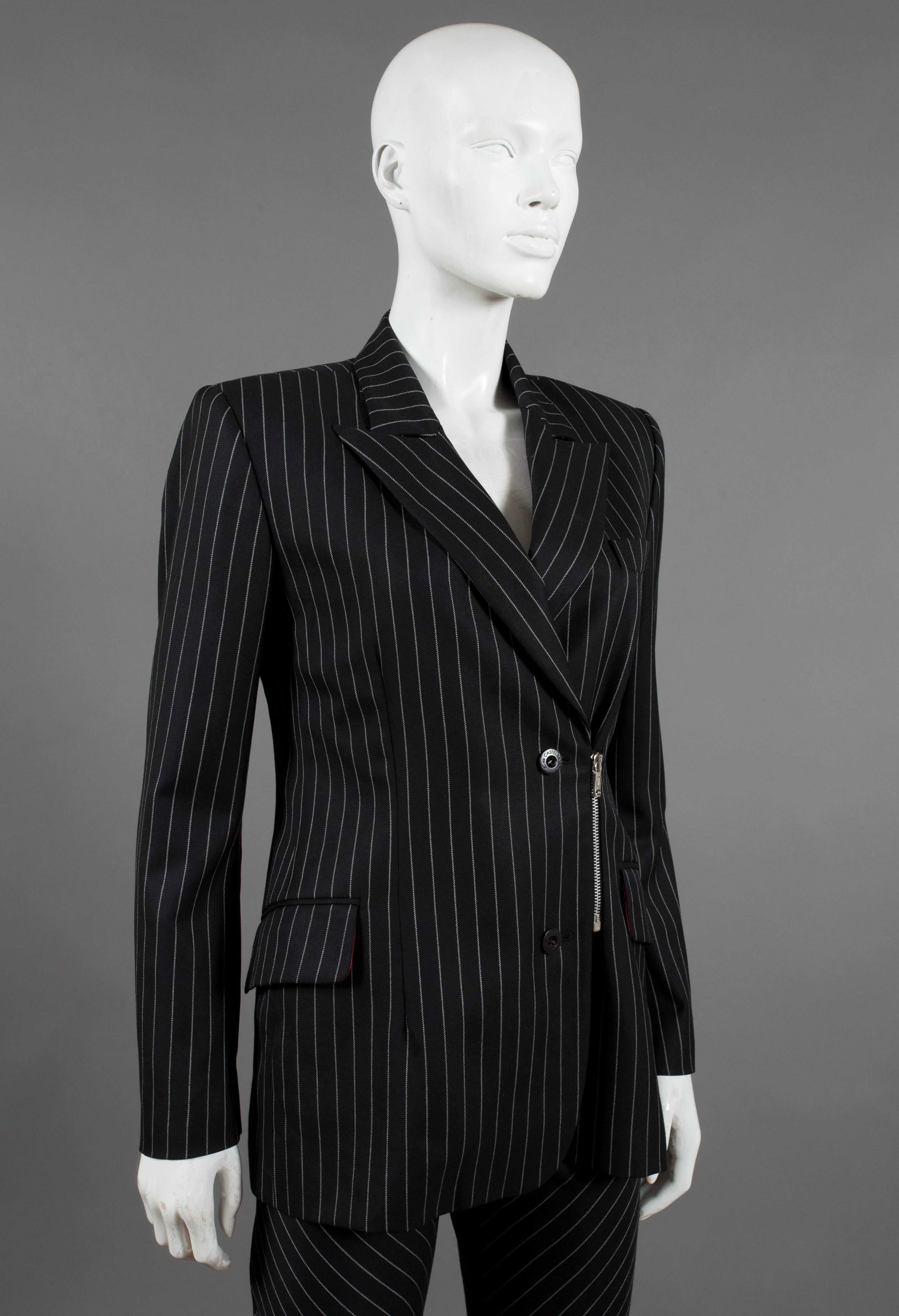 Combinaison pantalon en laine noire à rayures Jean-Charles de Castelbajac, vers 1990 Pour femmes en vente