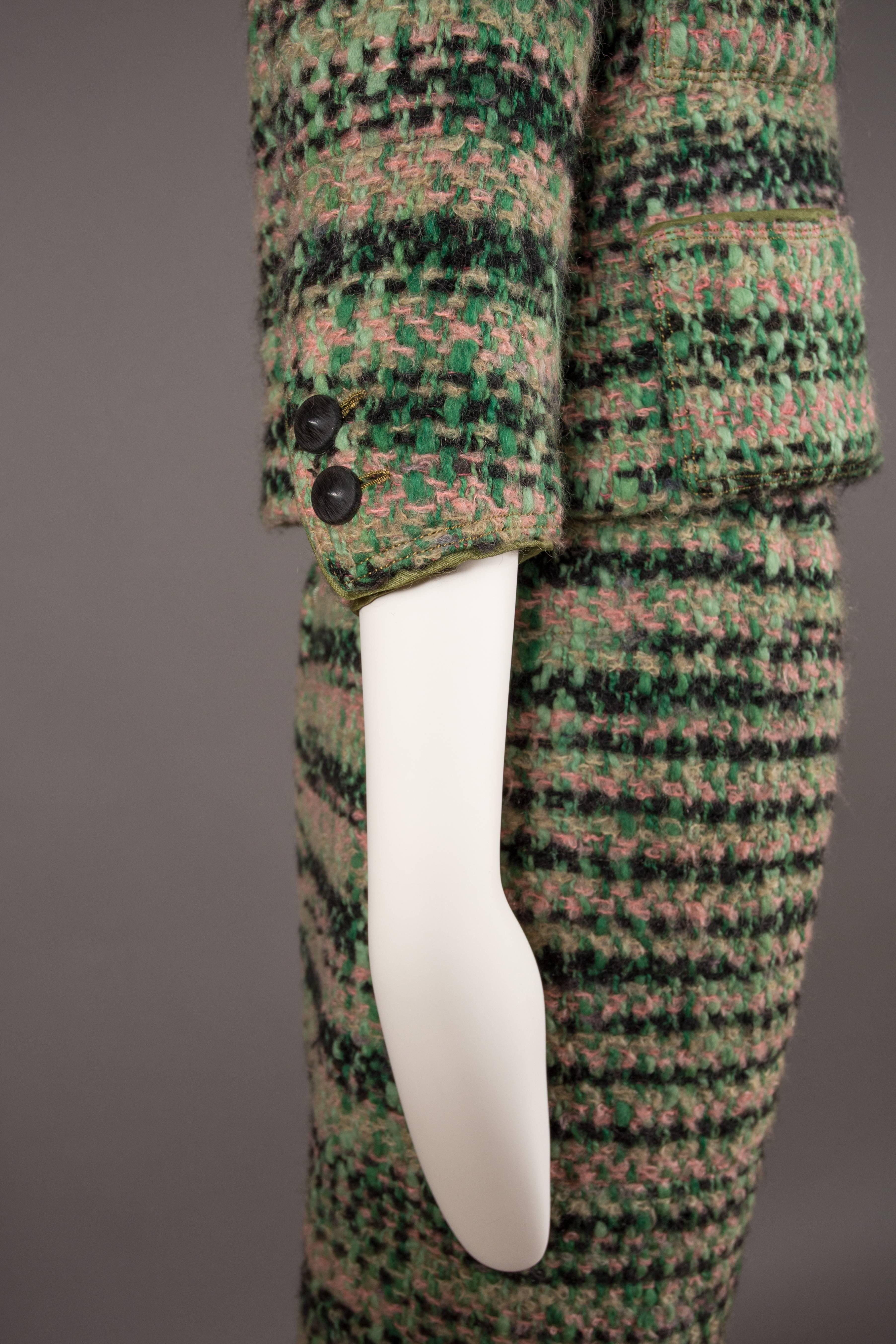 Chanel Haute Couture tweed skirt suit, Circa 1960s 3