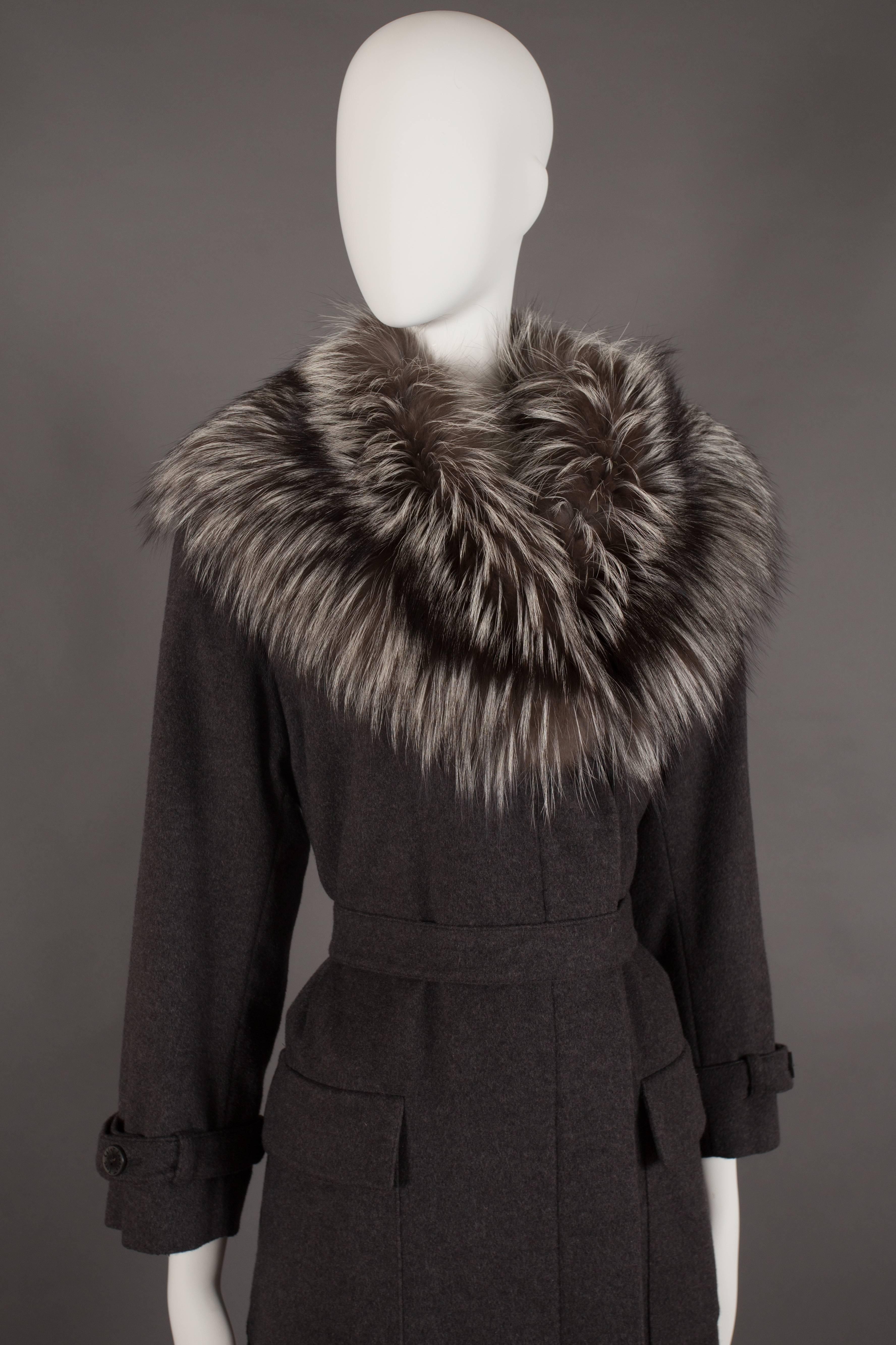 Yves Saint Laurent cashmere fall coat with fox fur collar, circa 1990 In Excellent Condition In London, GB