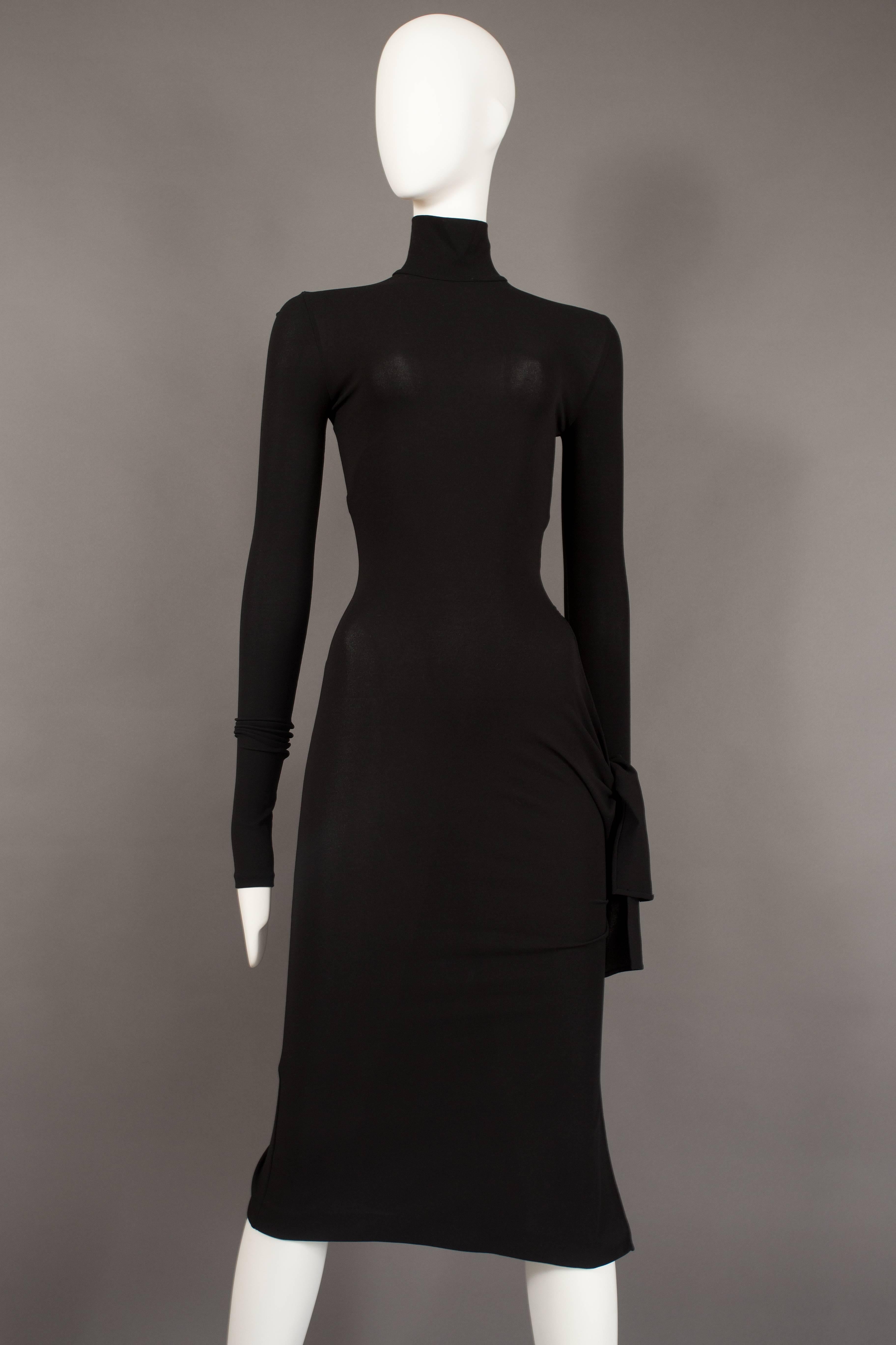 Dolce & Gabbana black bodycon evening dress with cut out, circa 2001 In Excellent Condition In London, GB