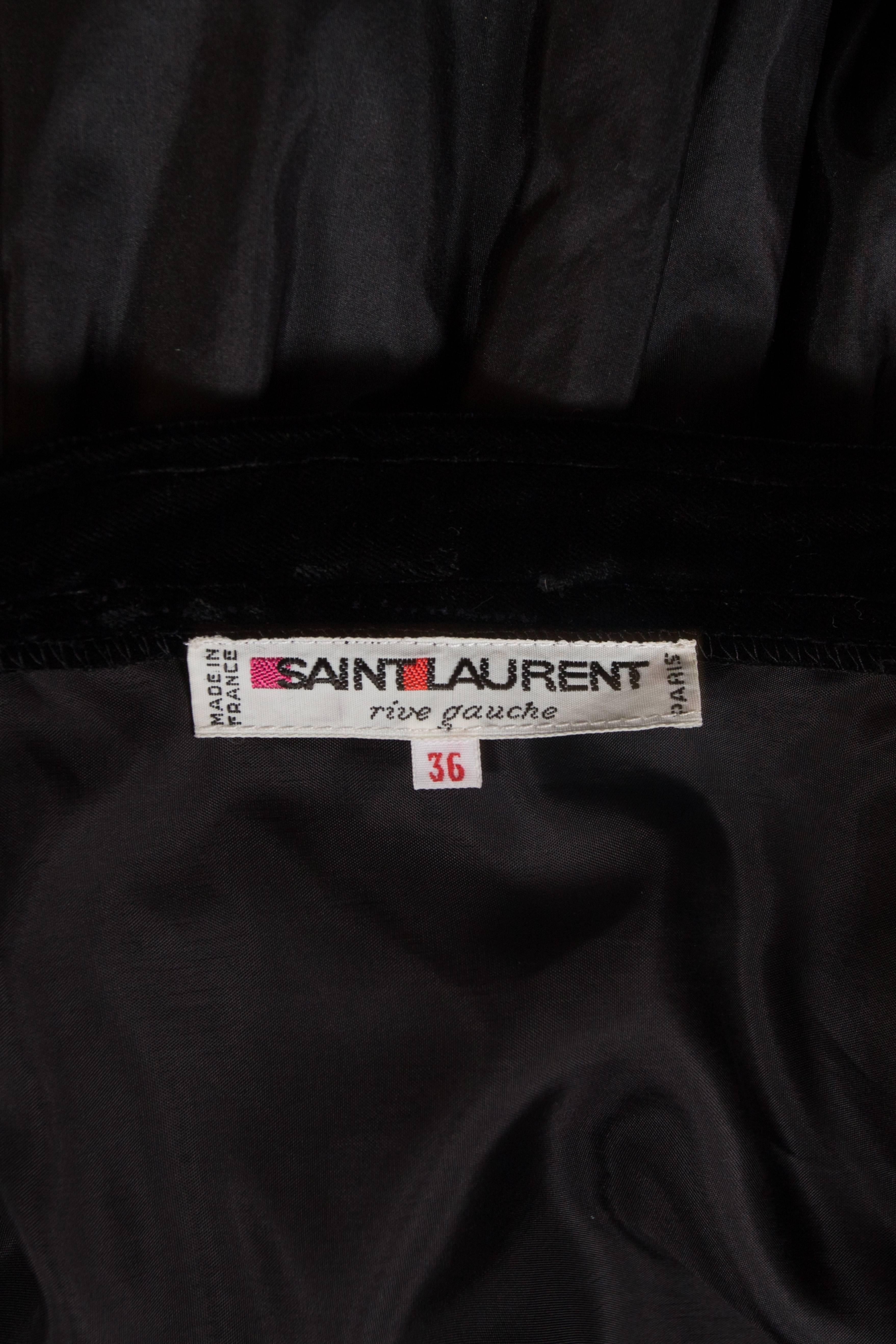 Yves Saint Laurent black silk taffeta and velvet evening ensemble, c. 1977-78 For Sale 4