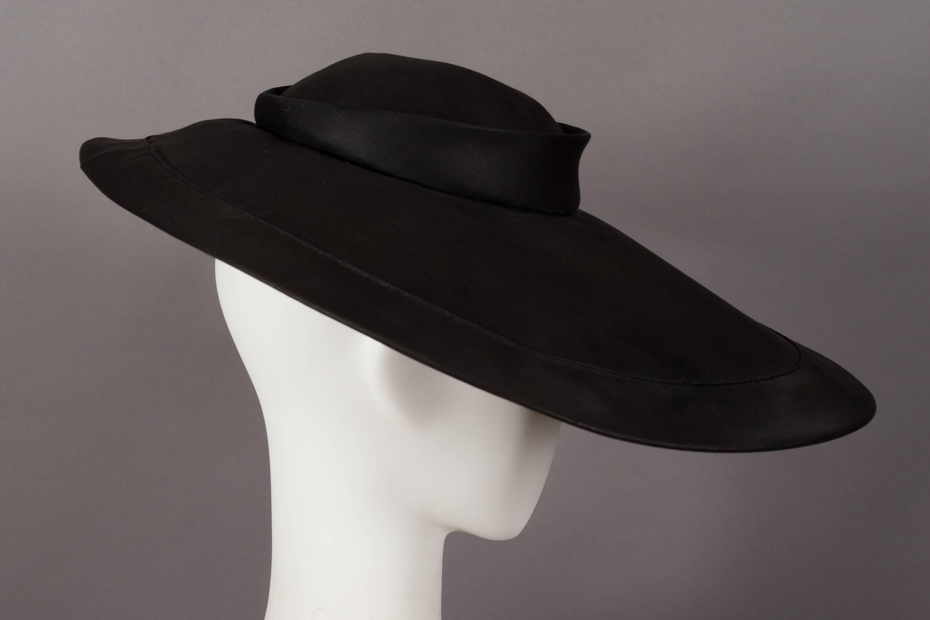 Christian Dior 'New Look' silk organza saucer hat, circa 1947 In Excellent Condition In London, GB