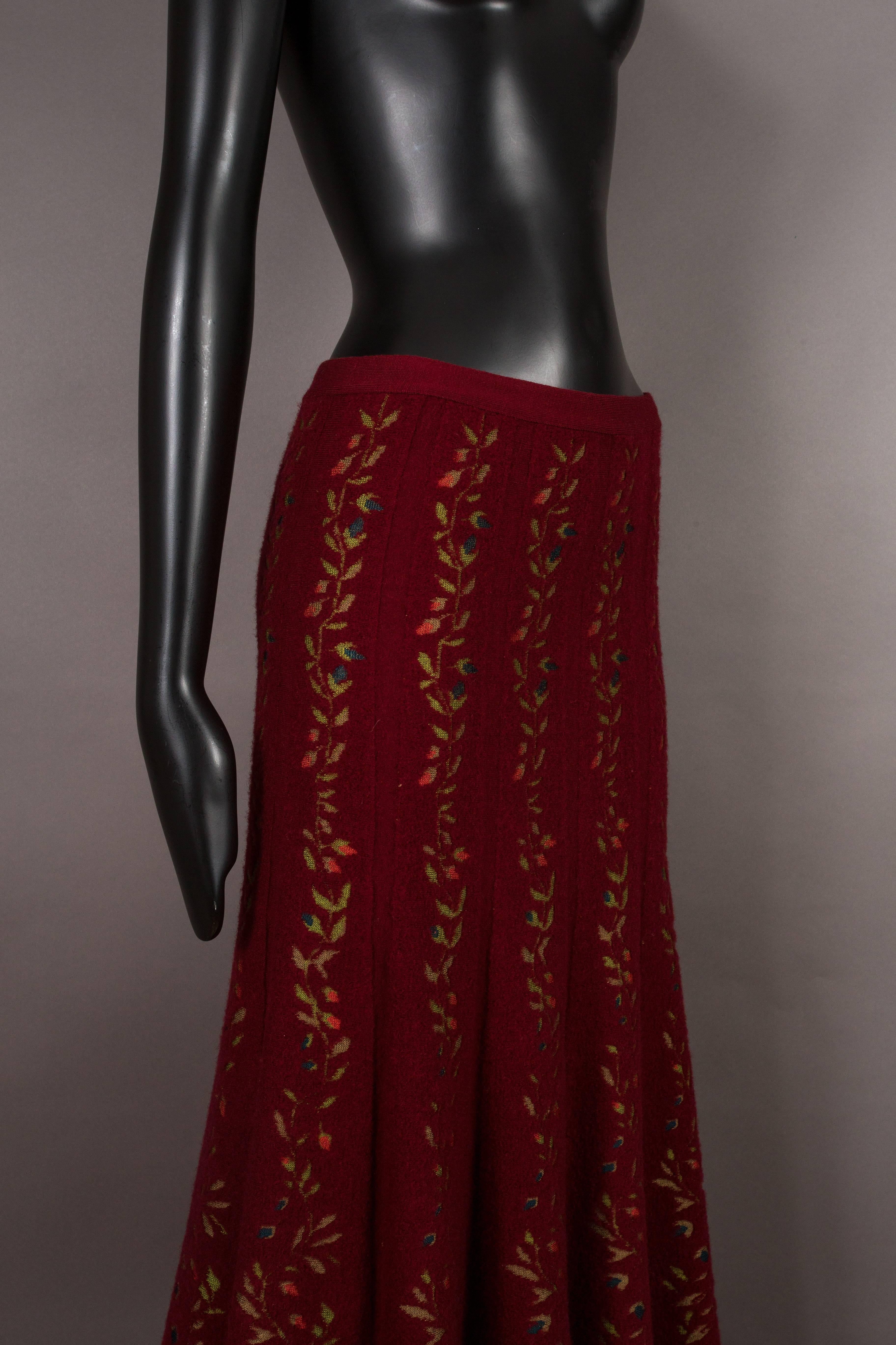 Women's Alaia rouge embroidered knitted skirt, circa 1999