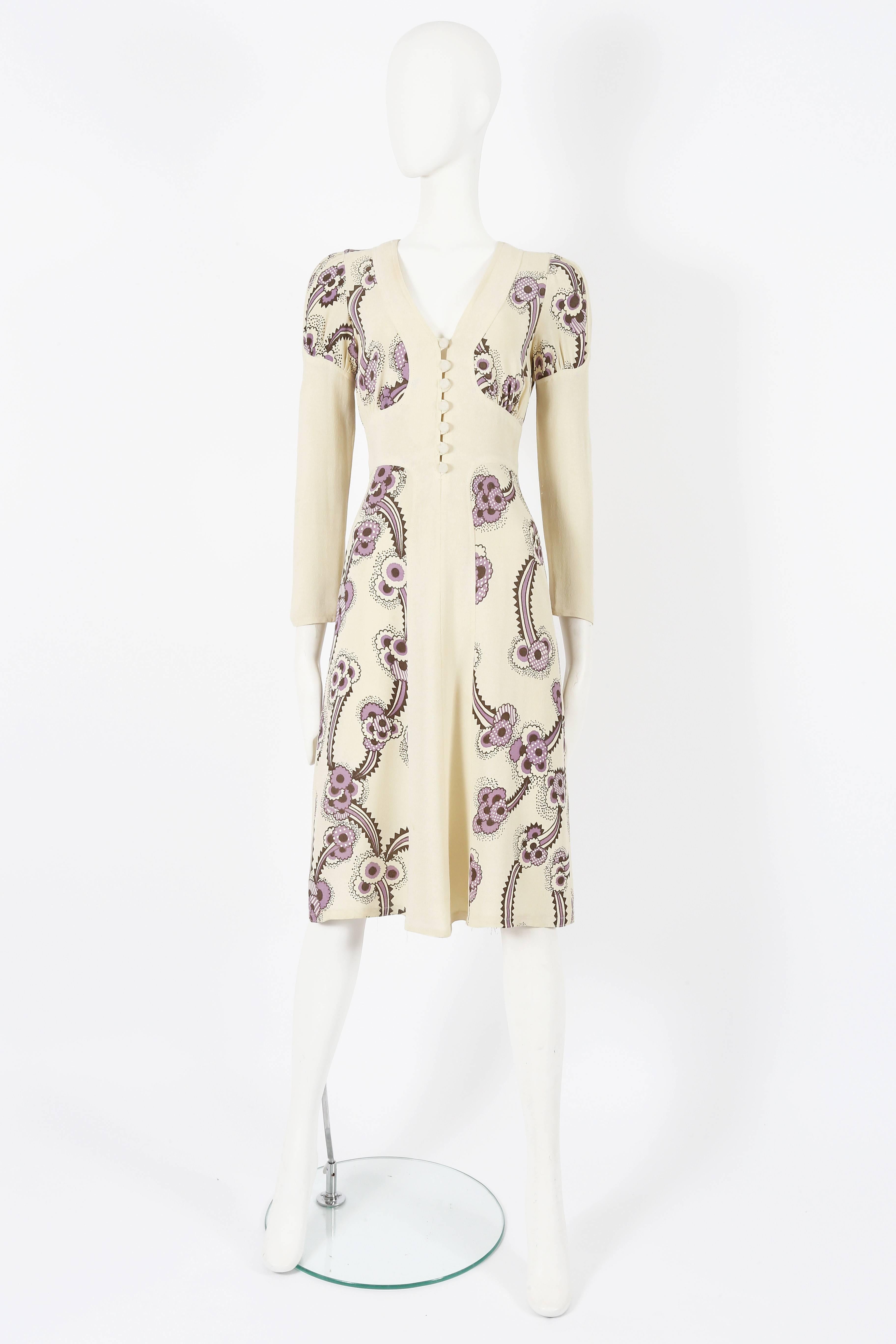 Beige Ossie Clark ivory moss crepe 'Floating Daisies' dress, circa 1970s