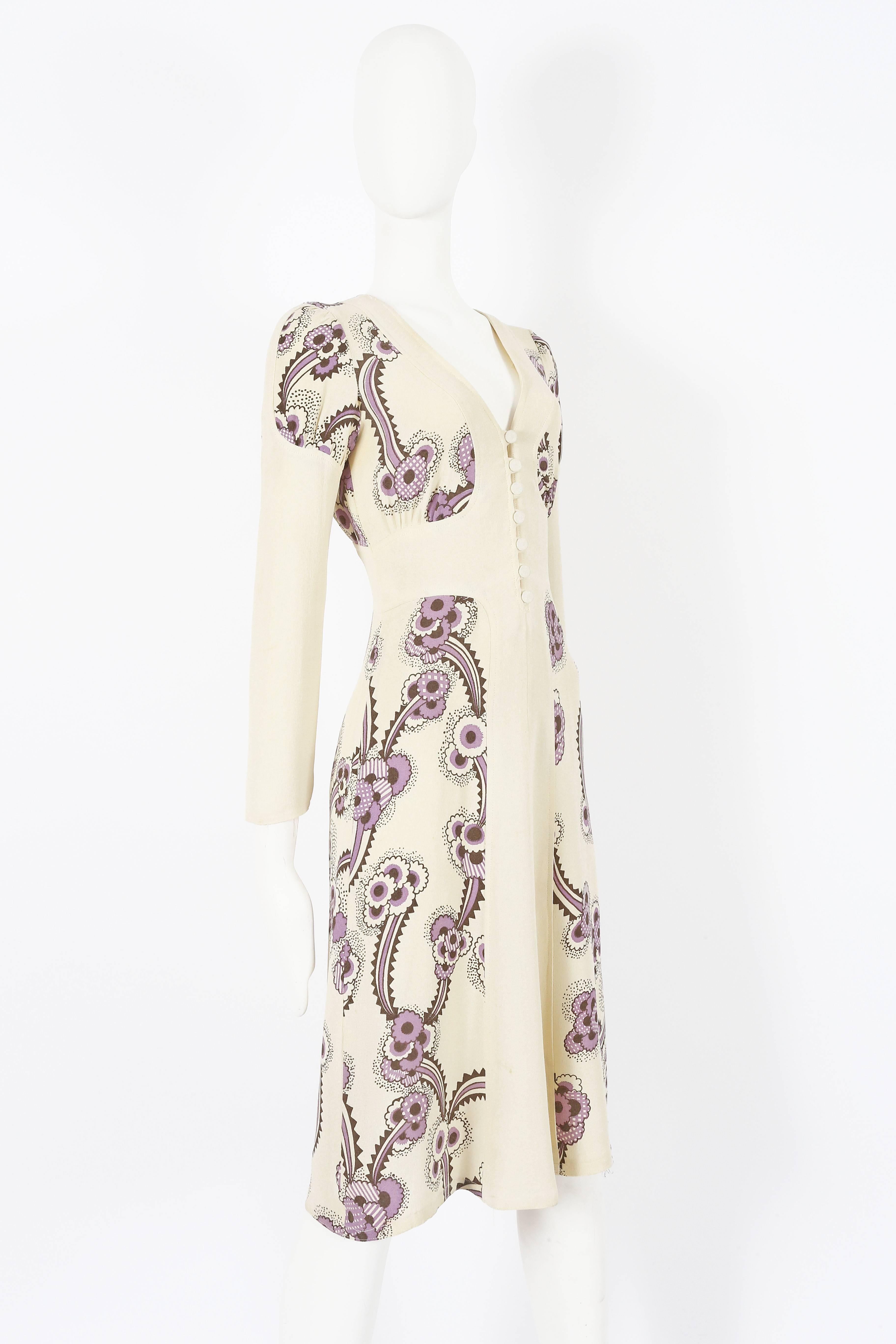 Women's Ossie Clark ivory moss crepe 'Floating Daisies' dress, circa 1970s
