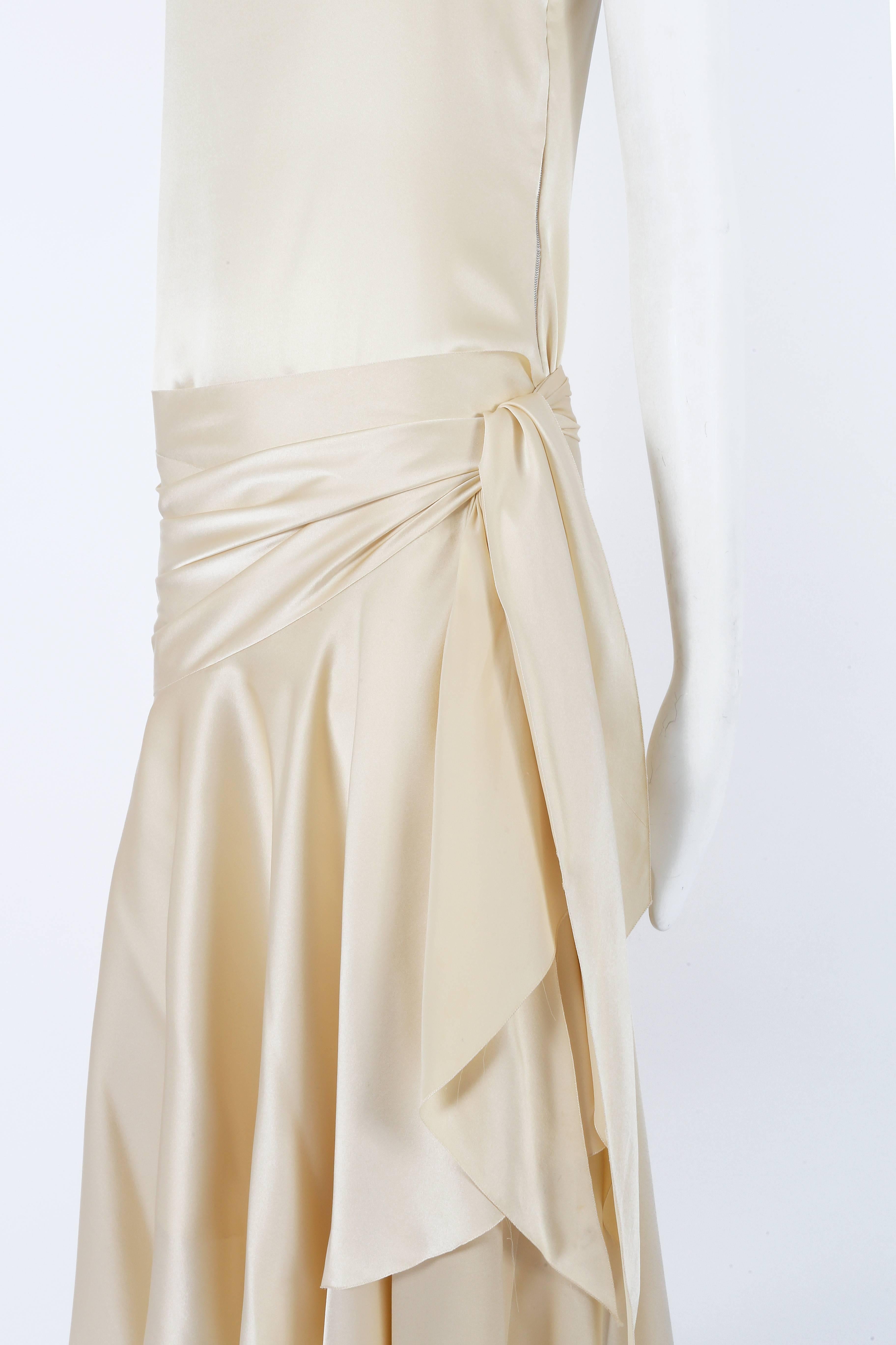 Christian Dior Haute Couture Ivory Silk Evening Dress, circa 1978 In Excellent Condition In London, GB