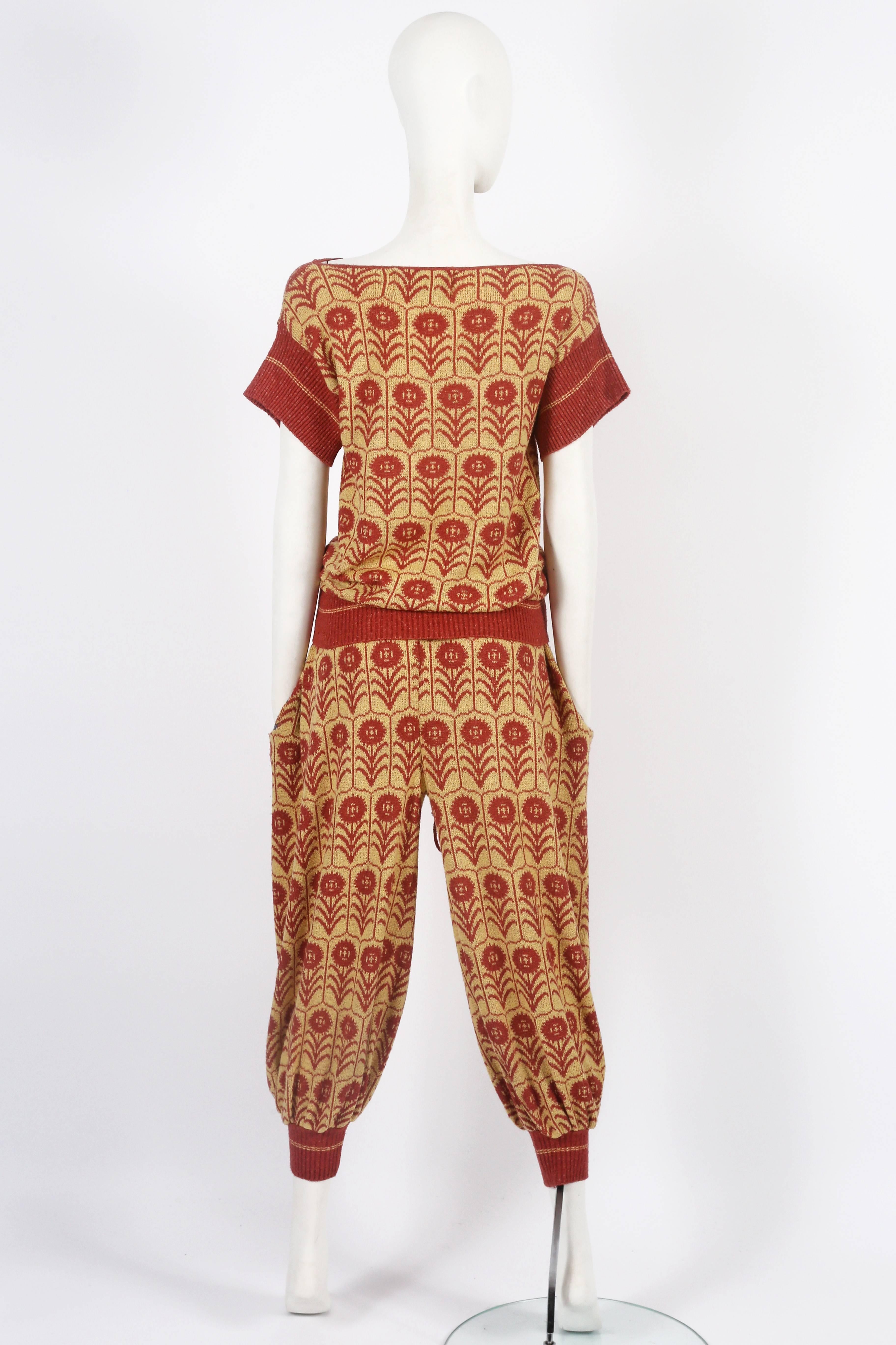 Women's Bill Gibb knitted pant suit, circa 1970s