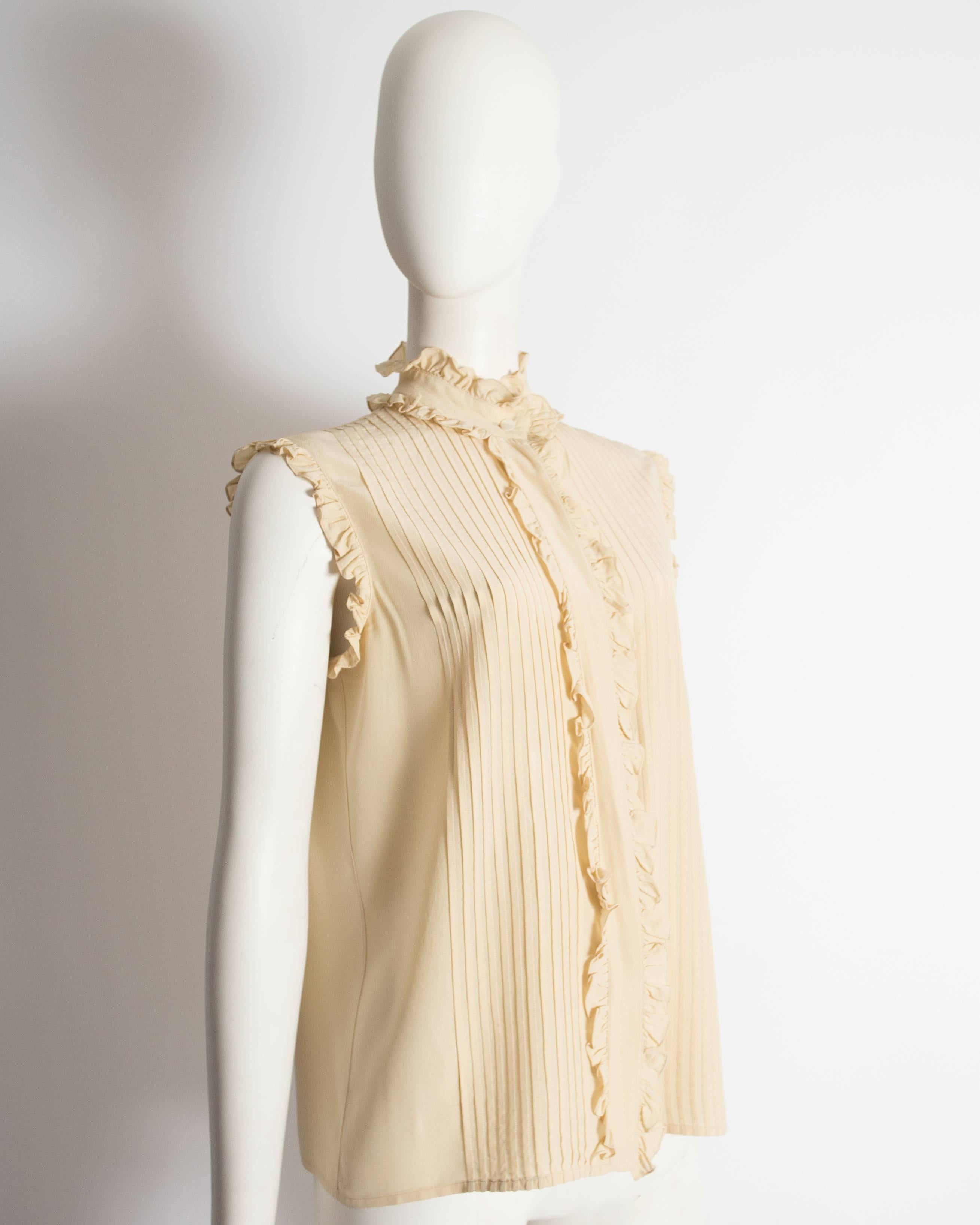 Chanel ivory silk pintuck blouse, circa 1970 In Excellent Condition In London, GB