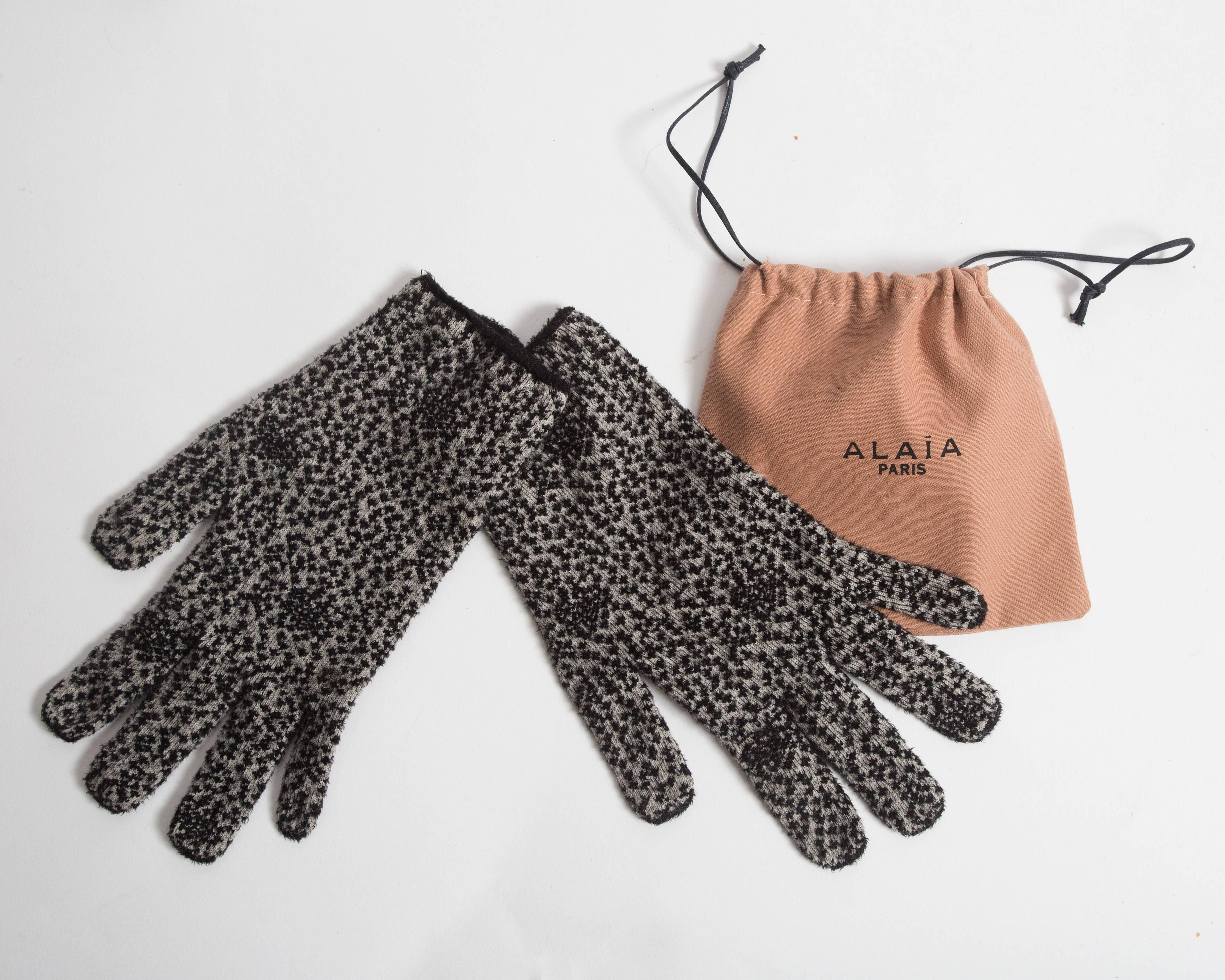 Alaia knitted sweater dress, leggings and gloves ensemble  2