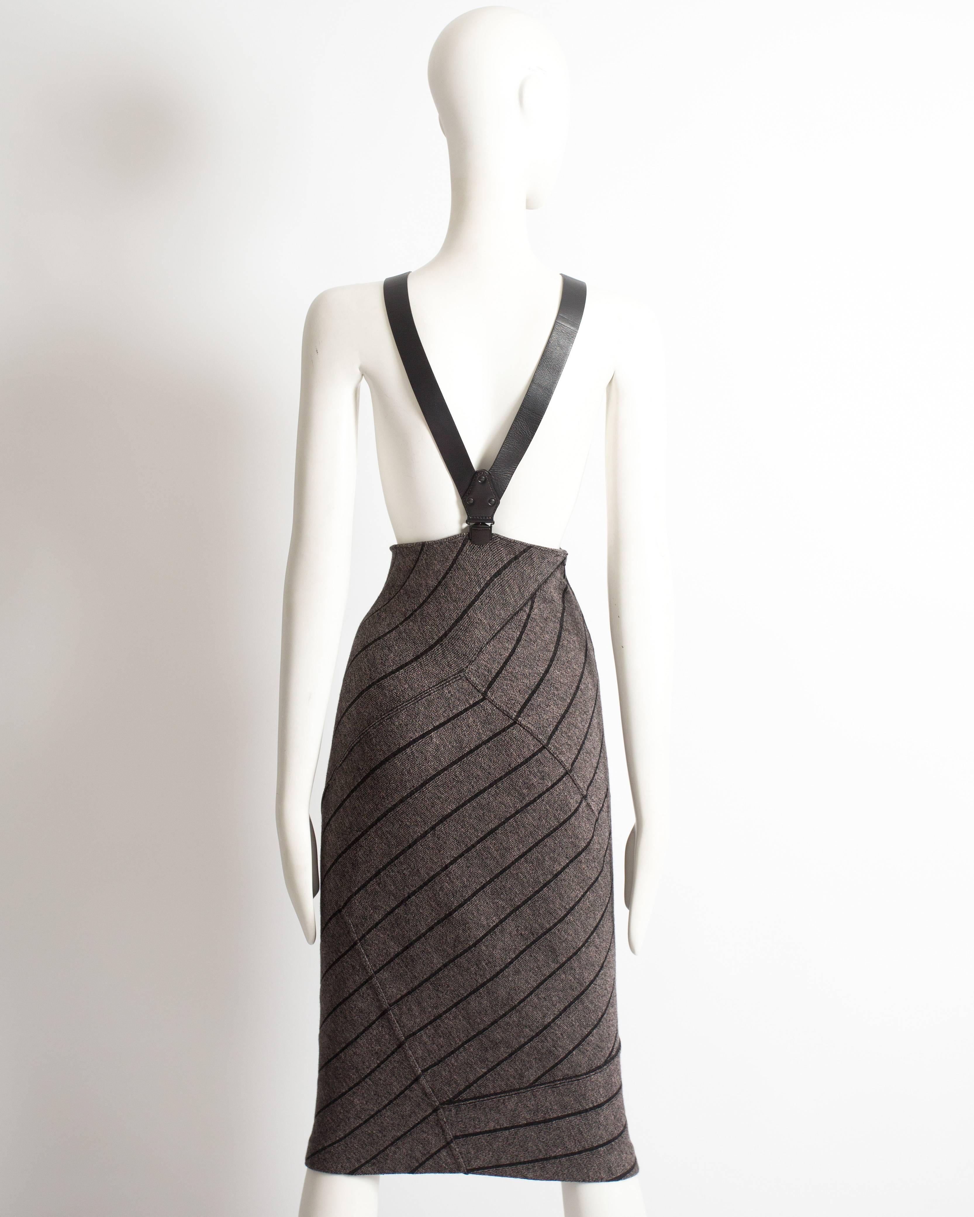 Azzedine Alaia grey knitted wool skirt with leather harness, fw 1987 For Sale 2