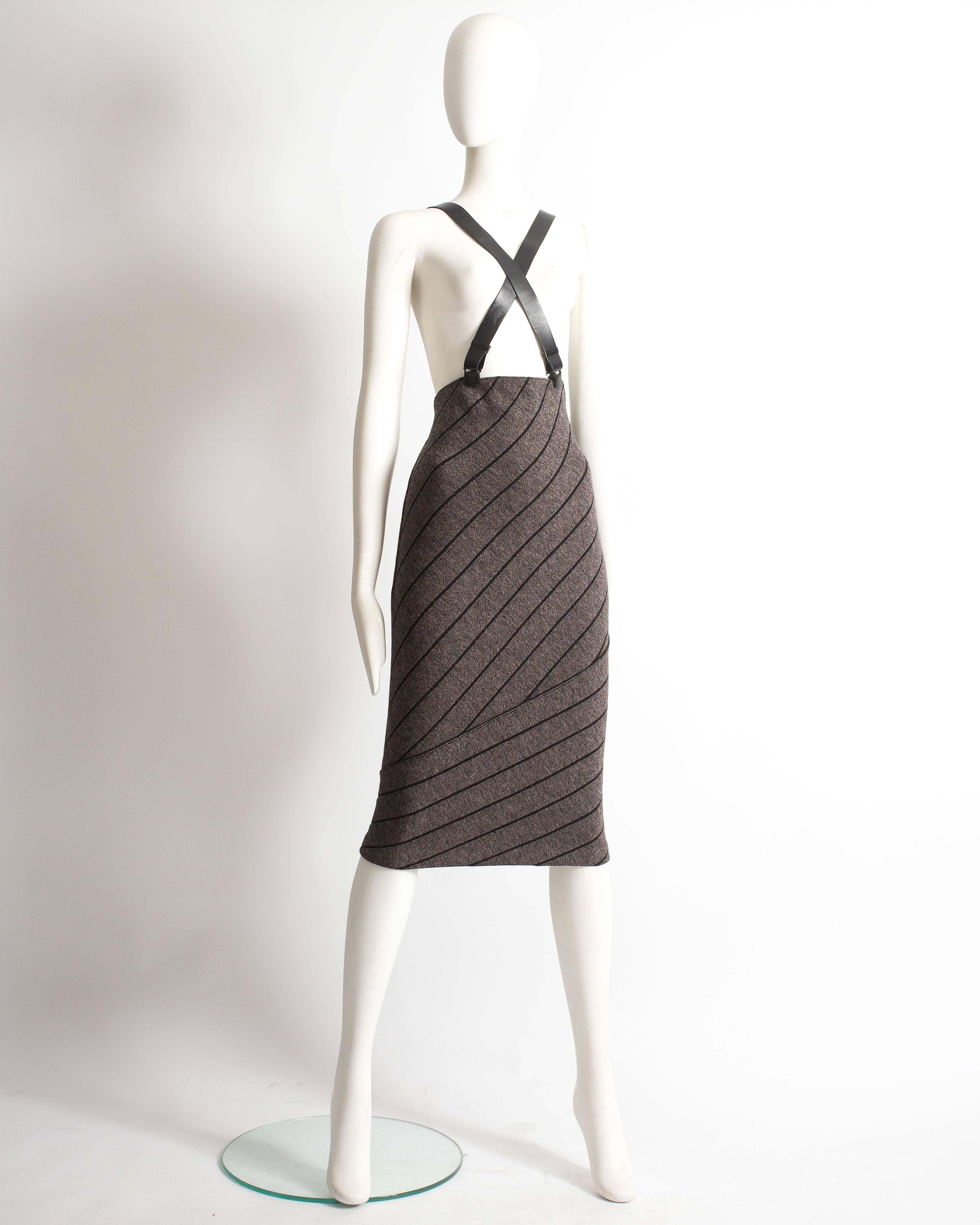 Azzedine Alaia grey knitted wool skirt with leather harness, fw 1987 In Excellent Condition For Sale In London, GB