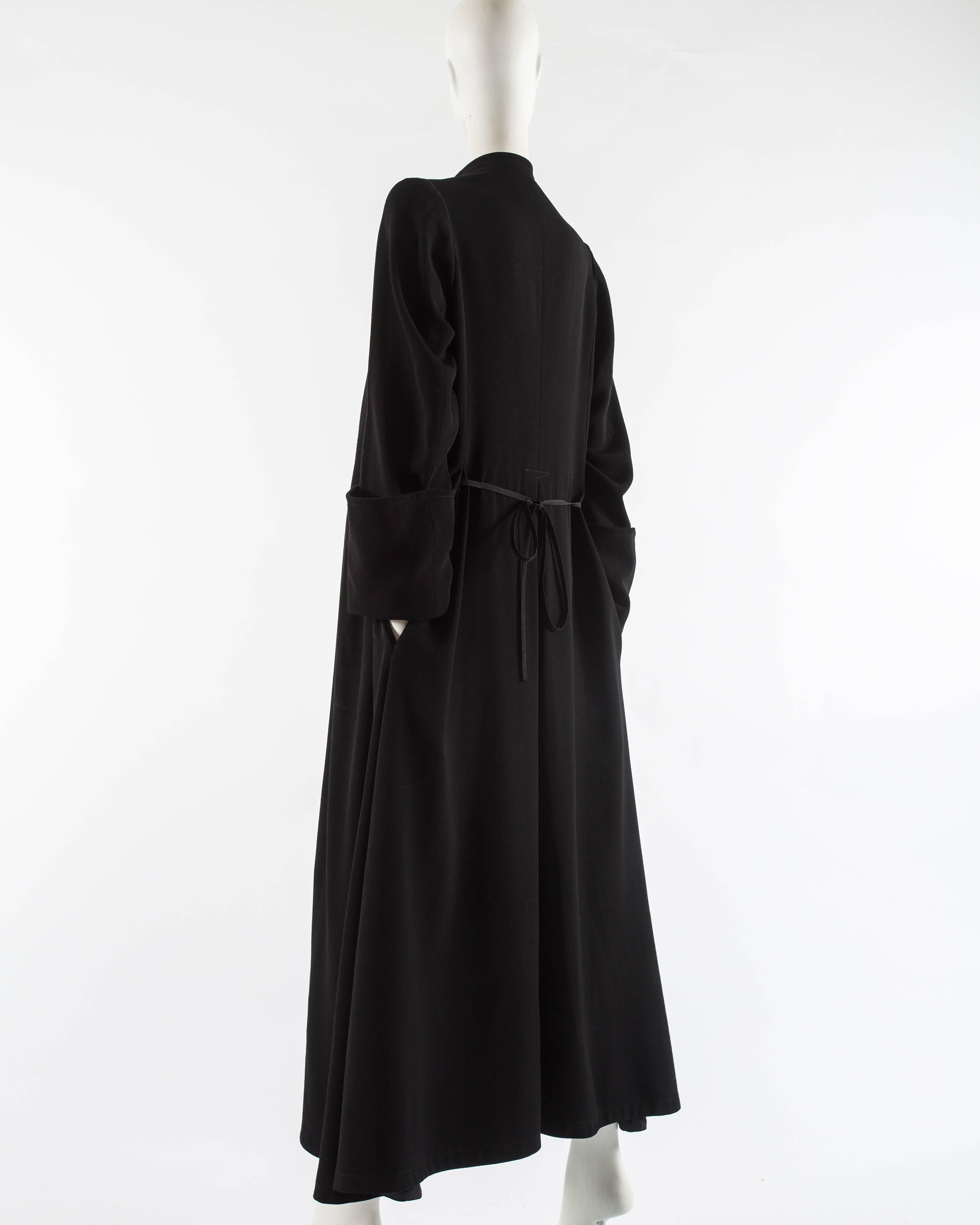 Women's or Men's Margiela Autumn-Winter 1992 black cotton full length priest coat