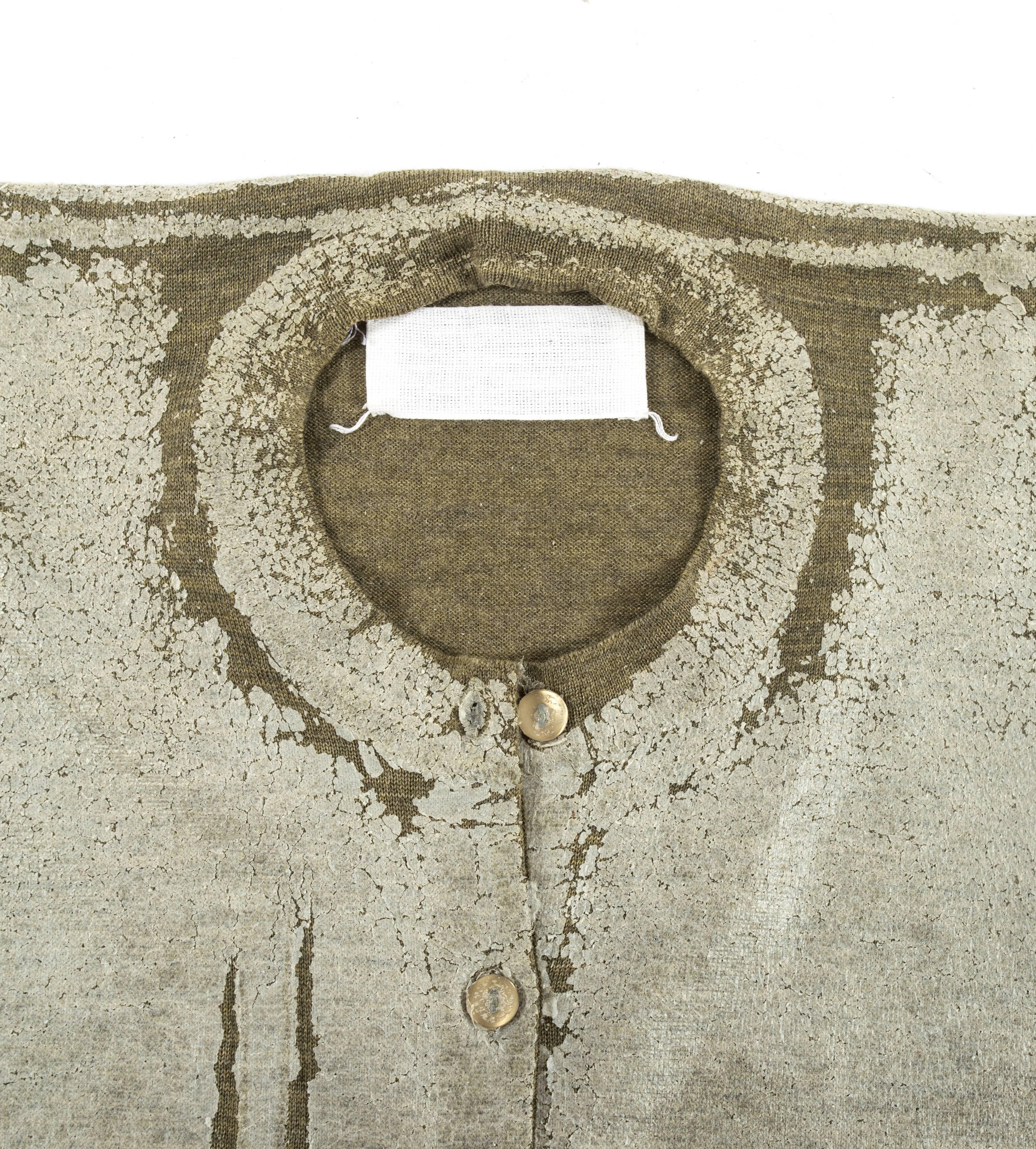 Ensemble cardigan et gilet plastifié Maison Martin Margiela automne-hiver 1998

- réalisé par Miss Deanna