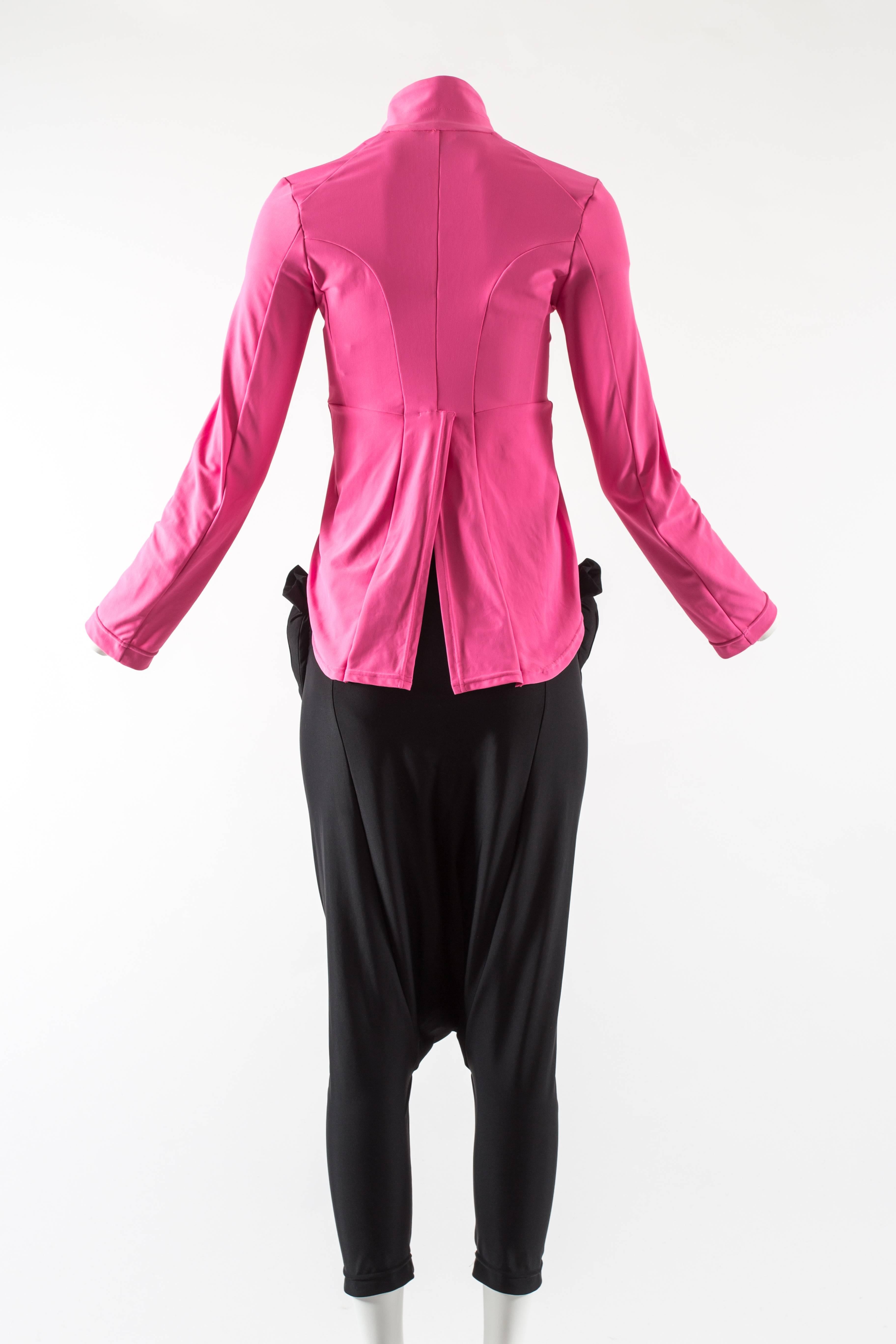 Comme des Garcons Autumn-Winter 2007 hot pink and black glove pant suit 2