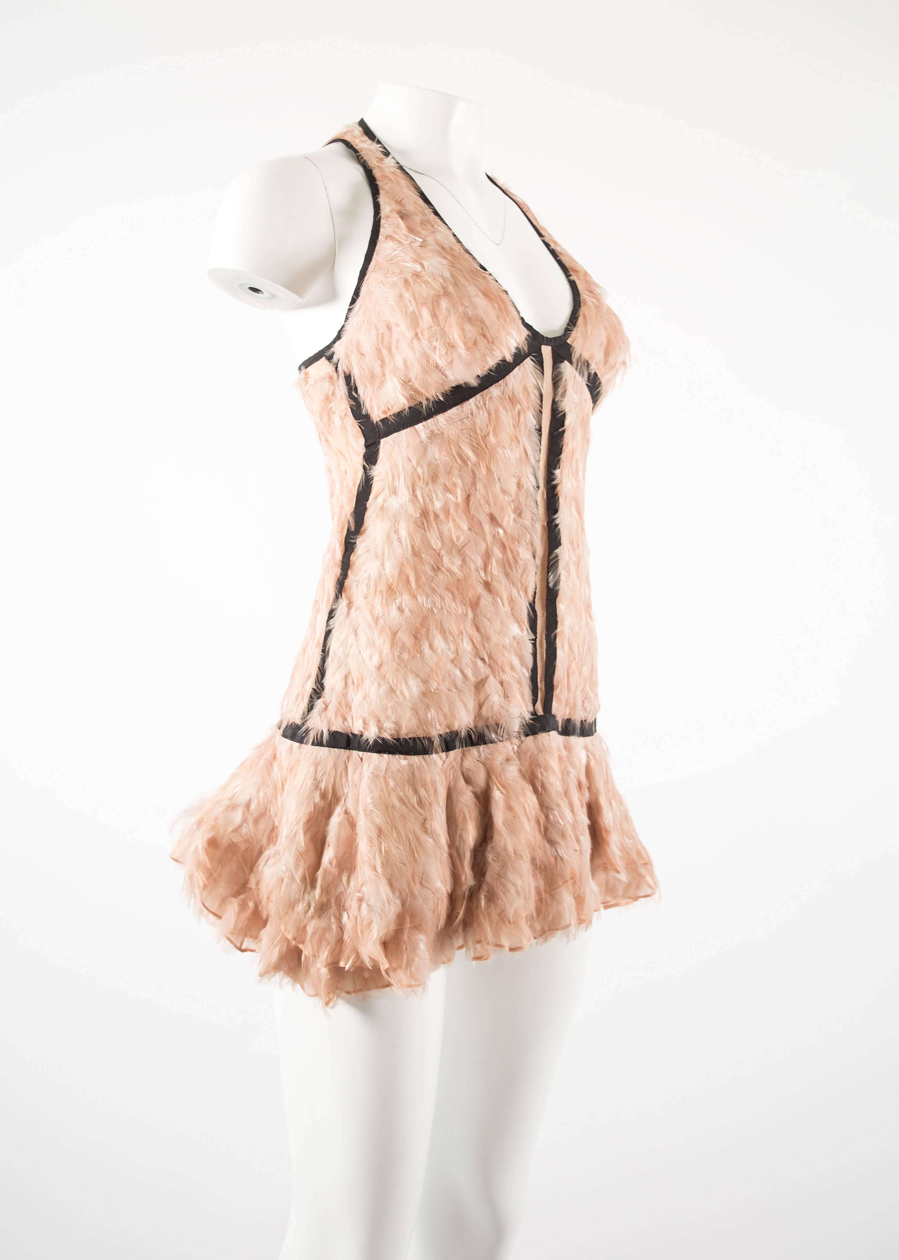 Tom For for Gucci Spring-Summer 2003 pale pink feather mini dress In Excellent Condition In London, GB