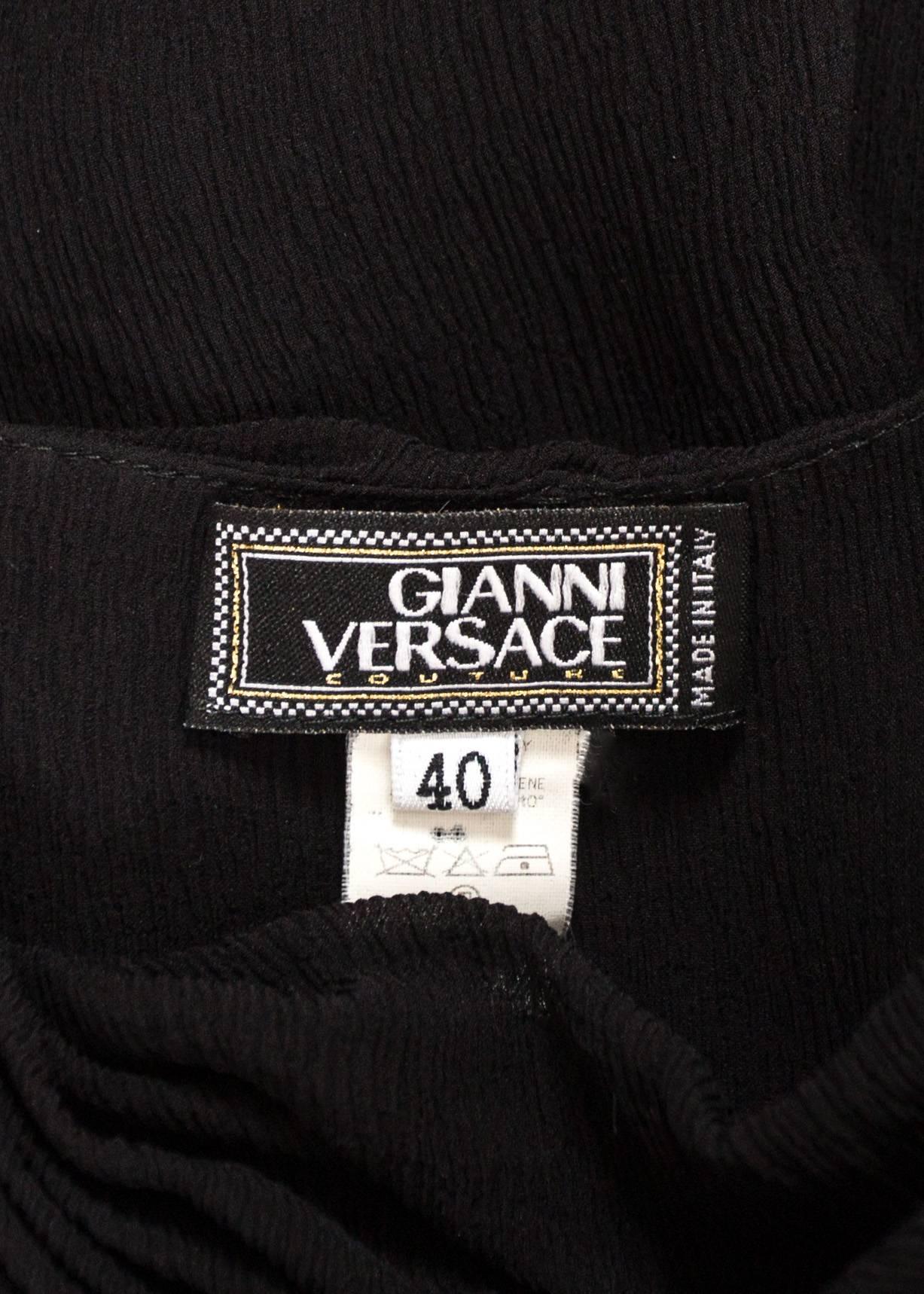 Gianni Versace 1990s black crinkled silk halter neck evening gown In Excellent Condition In London, GB