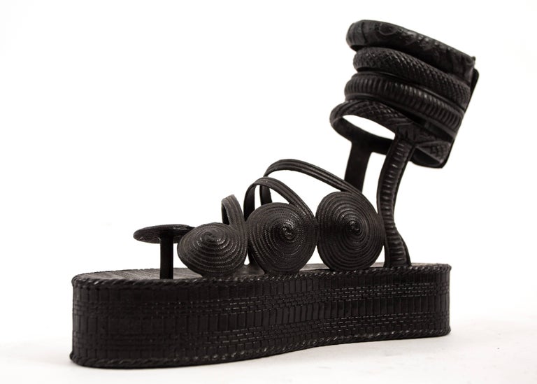 Jean Paul Gaultier Spring-Summer 1985 black rubber platform  display picture 2