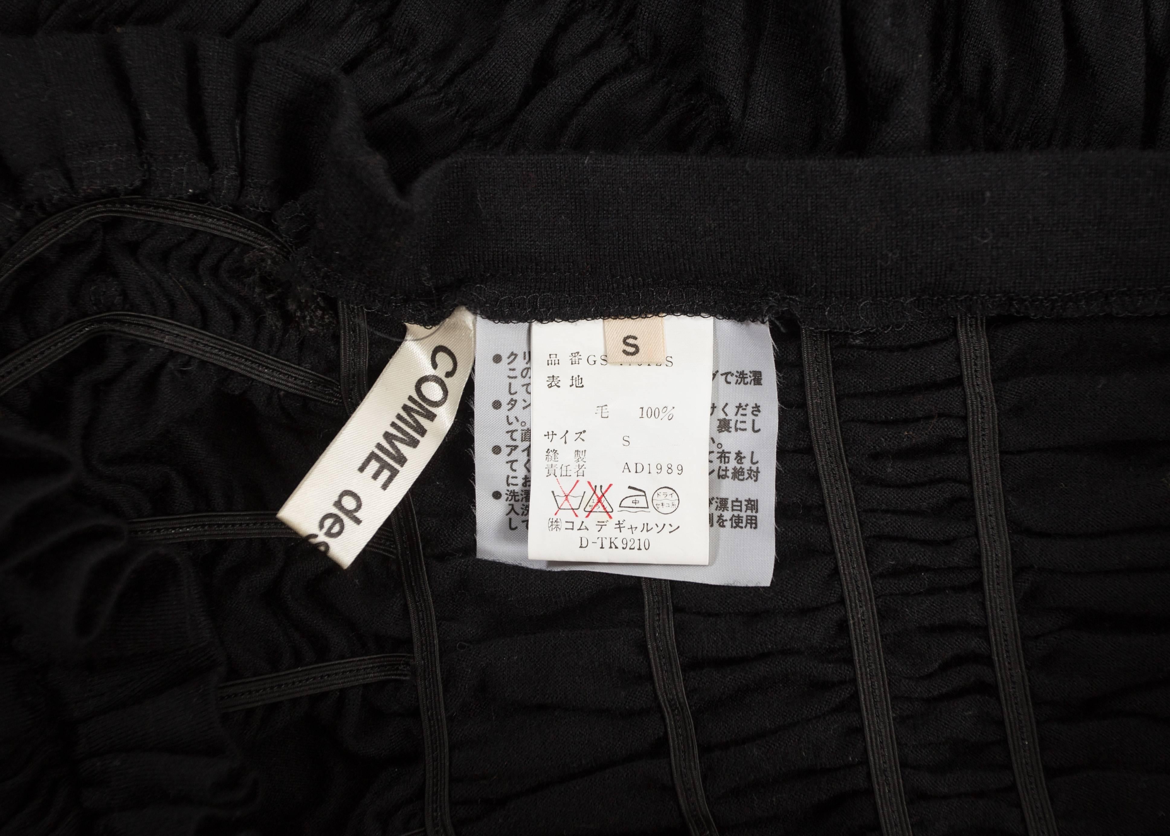 Women's Comme des Garcons Autumn-Winter 1989 black jersey smocked skirt  For Sale