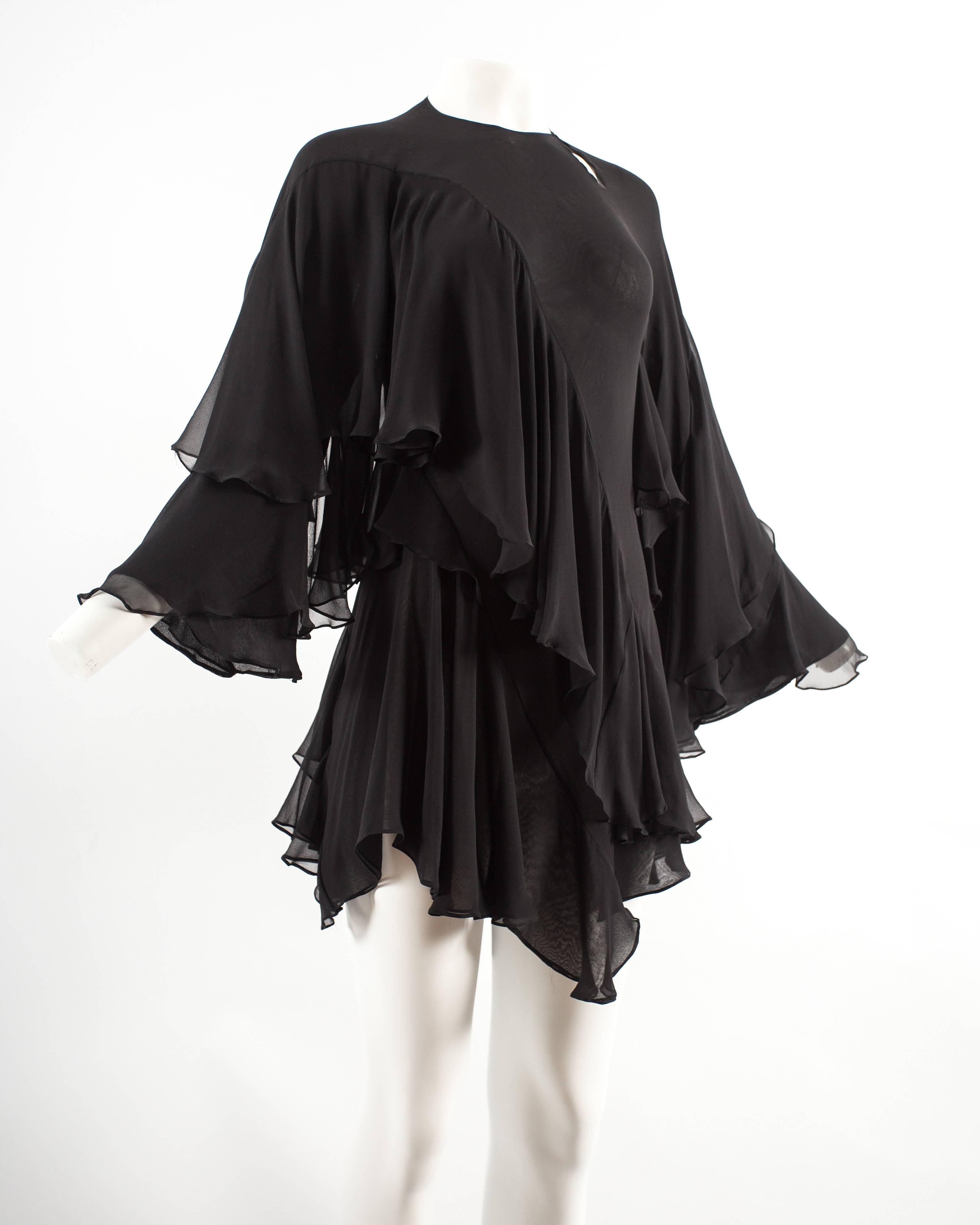 Tom Ford for Gucci Autumn-Winter 1999 black silk georgette bias cut mini dress In Excellent Condition In London, GB