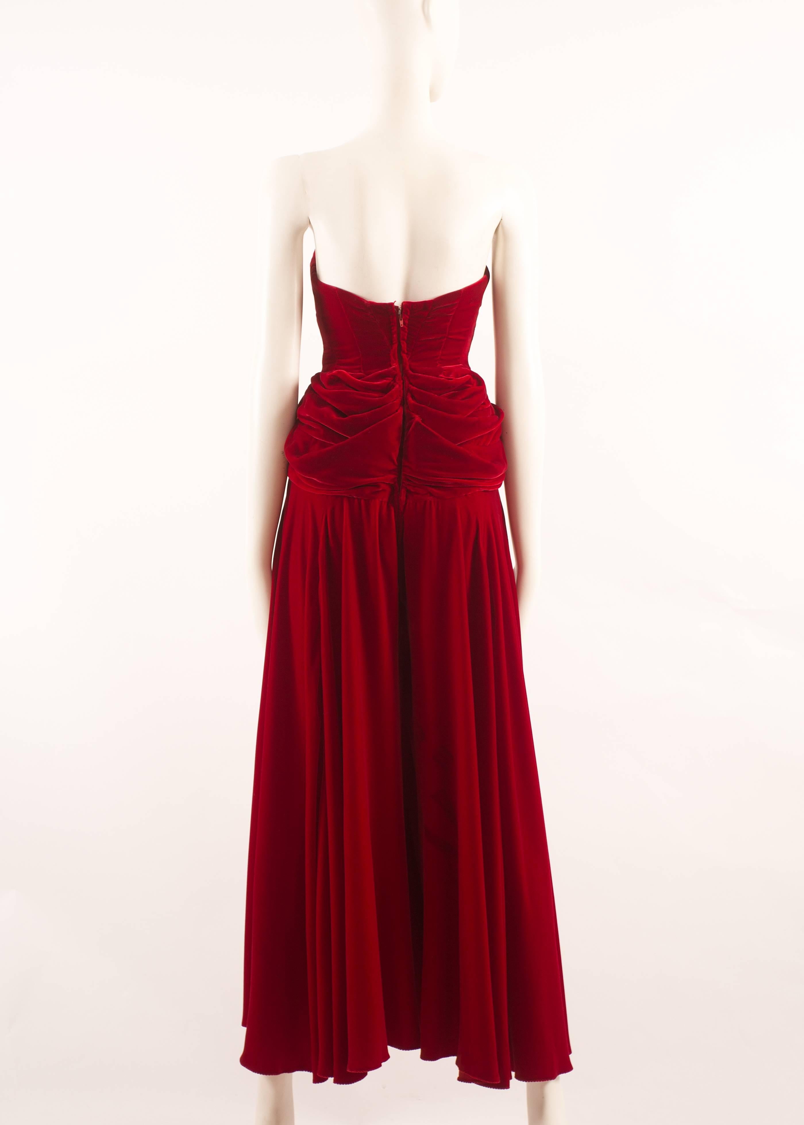 Jean Doucet Autumn-Winter 1996 couture red velvet palazzo strapless jumpsuit 2