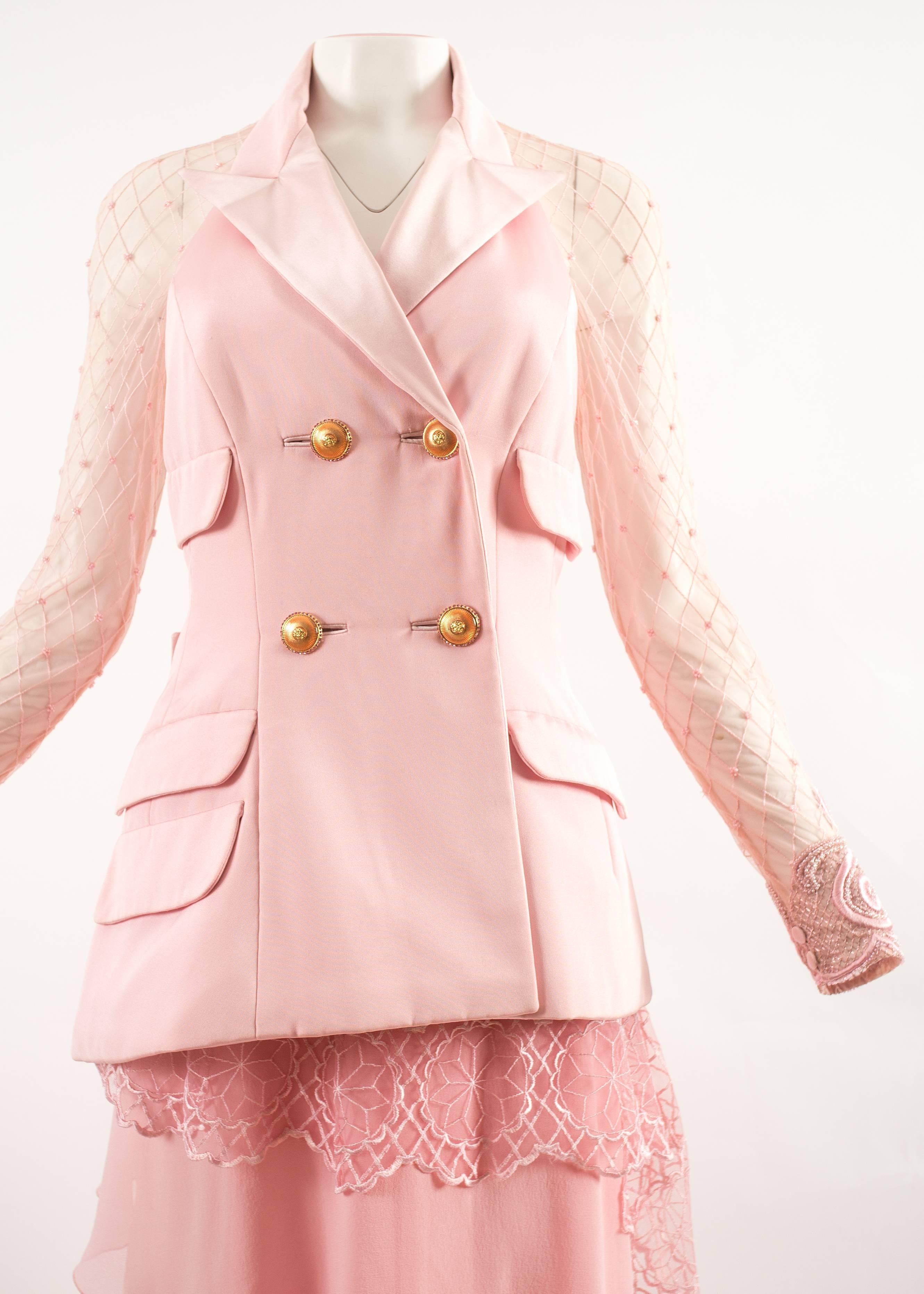 Atelier Versace Autumn-Winter 1993 baby pink embellished 3 piece skirt suit 

This ensemble was specially made for a VIP client and is one of a kind

- Double-breasted evening jacket with silk lapel and collar, large gold buttons with pink stones,
