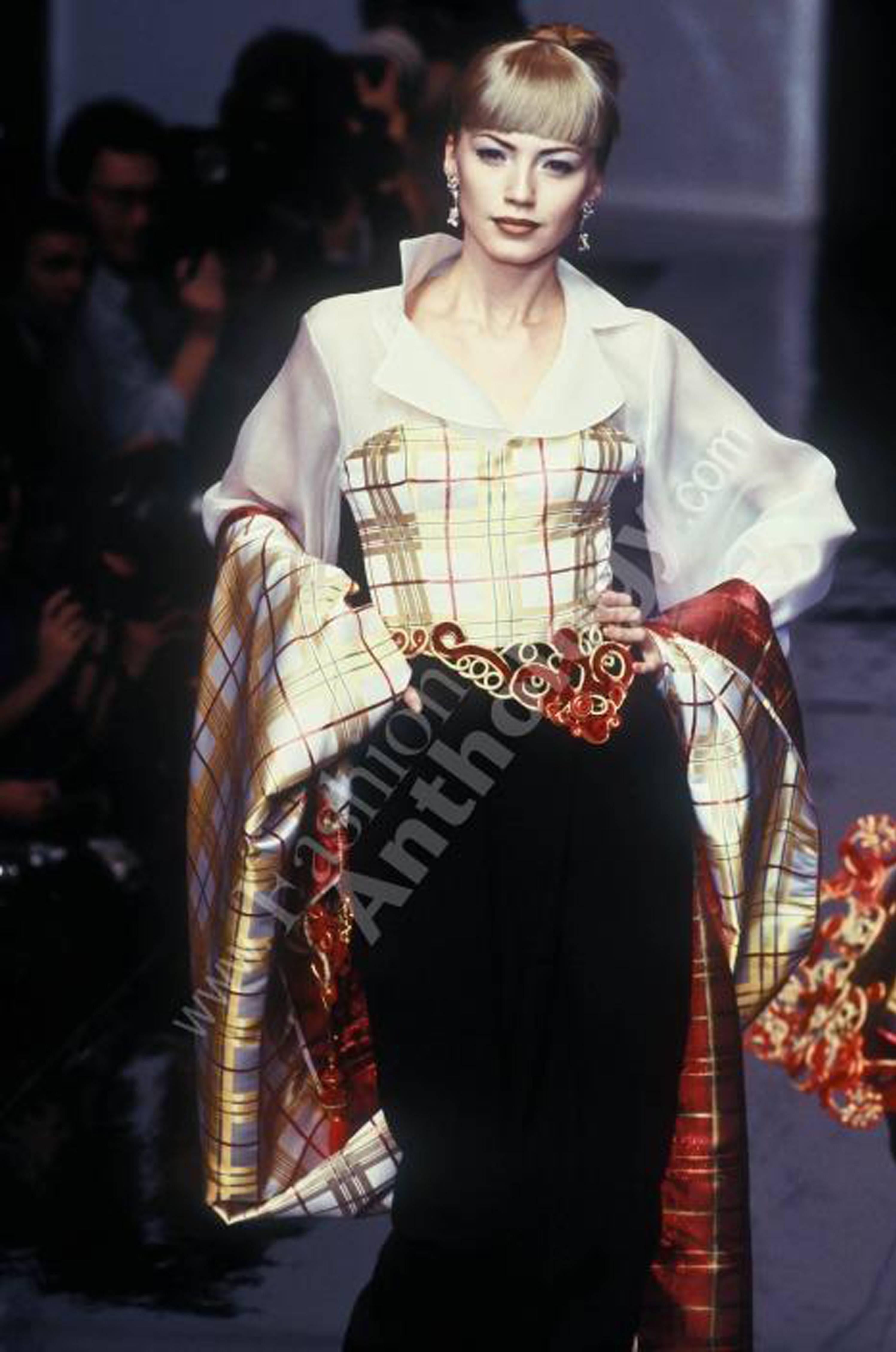 Christian Dior Autumn-Winter 1995 silk strapless evening dress 