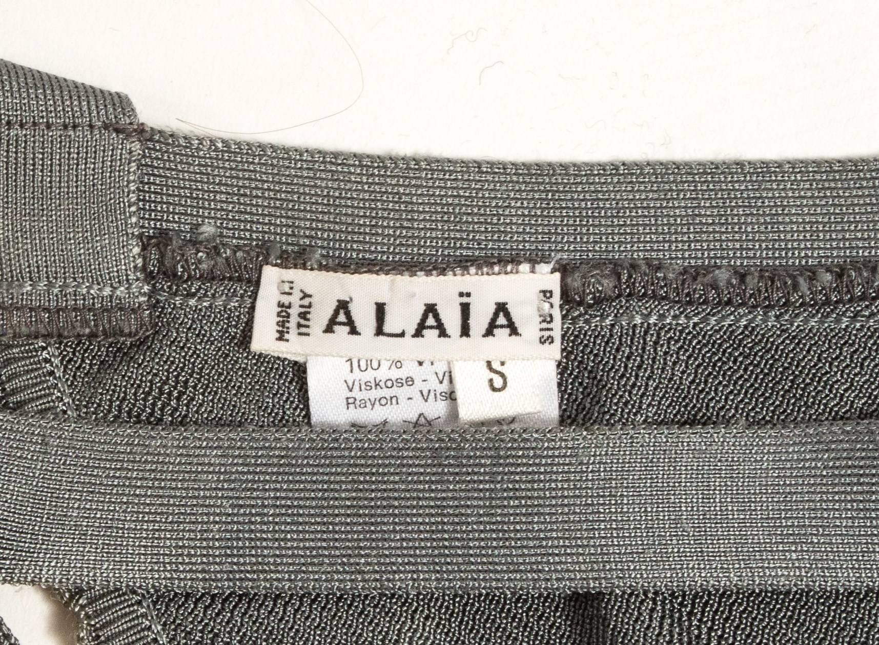 Azzedine Alaia Spring-Summer 1993 grey acetate knitted bra and pants ensemble 1