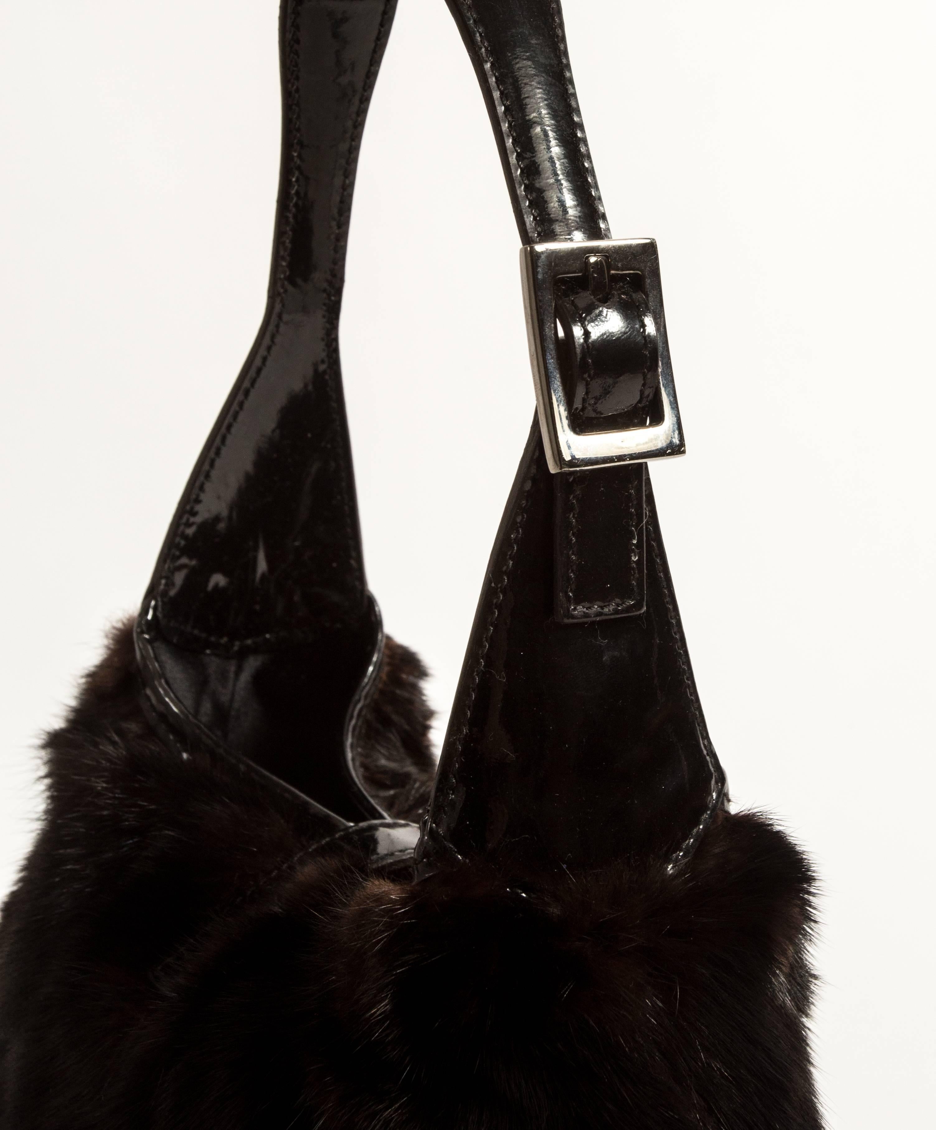 Women's or Men's Tom Ford for Gucci Autumn-Winter 1999 mink miniature handbag 