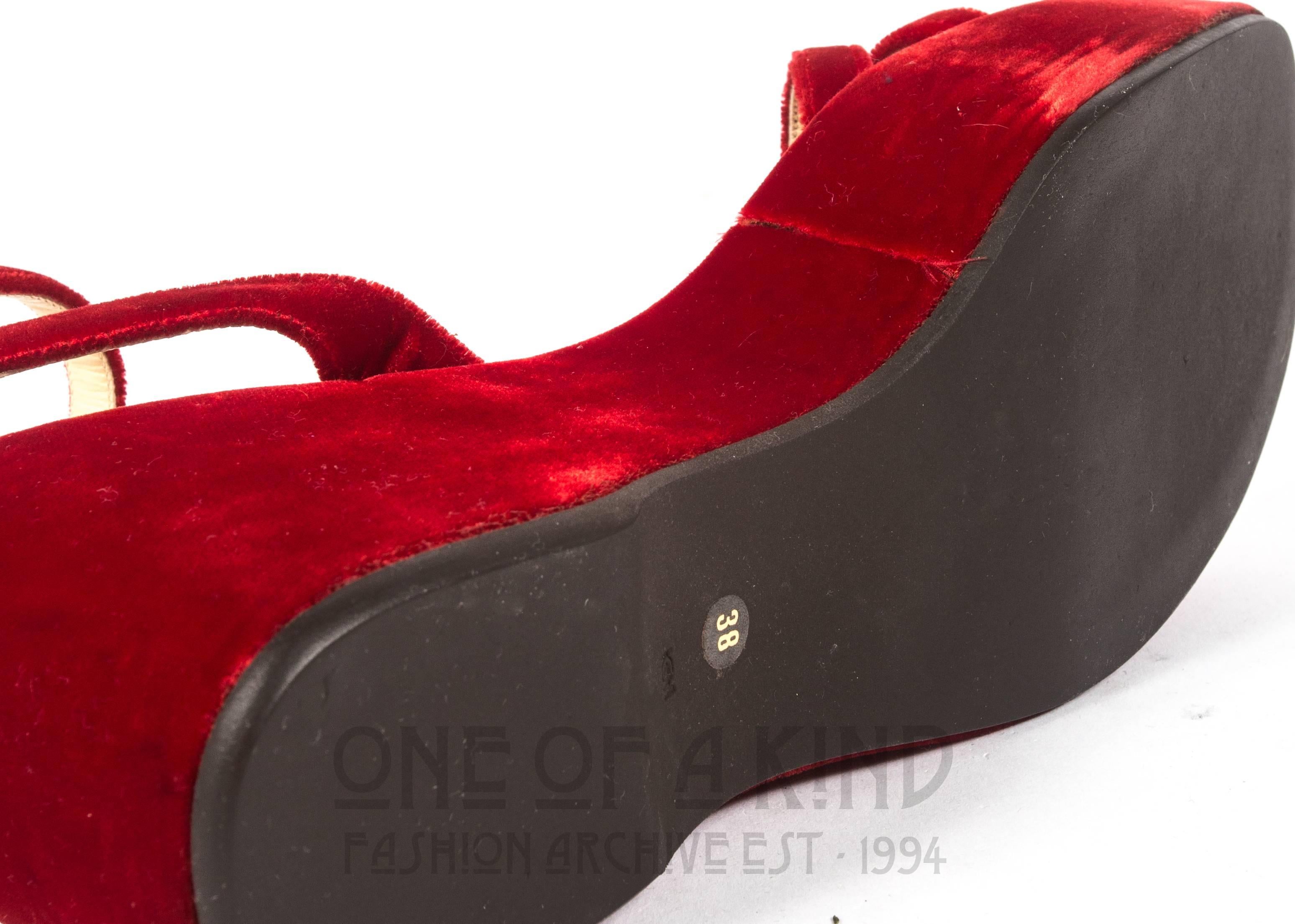 Women's Prada red velvet platform sandals Spring-Summer 1997