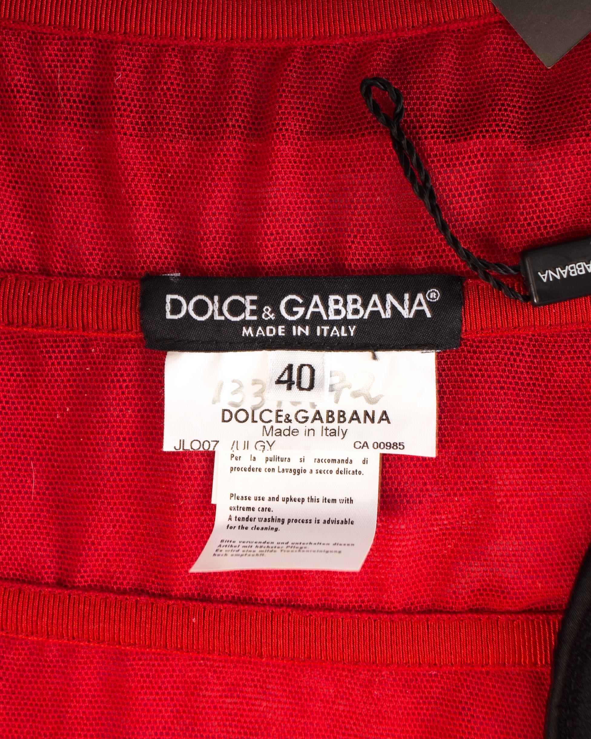 Dolce & Gabbana blood red python corset with black bra, S/S 2005 3