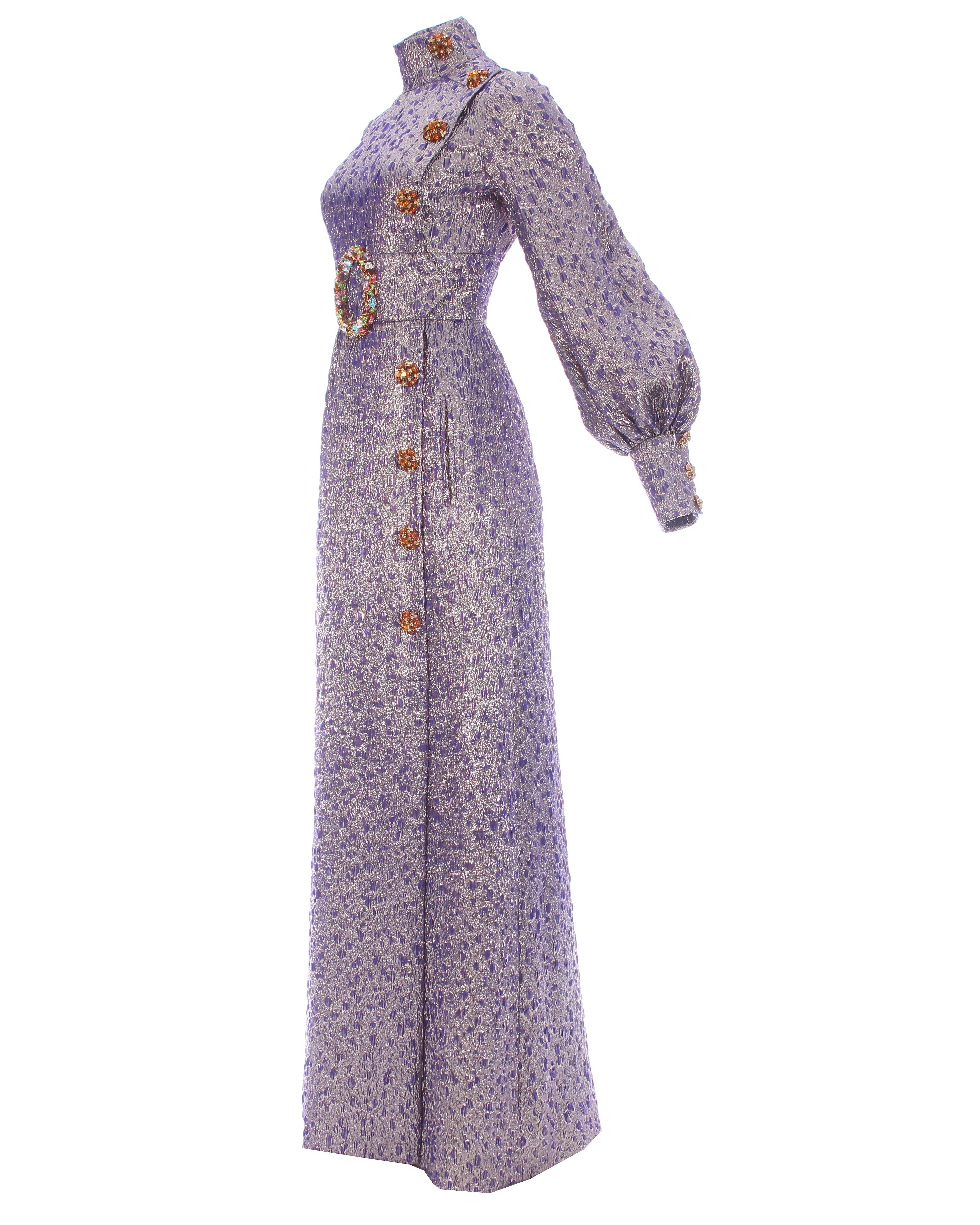 Jean Louis Scherrer Robe du soir haute couture en brocart à lames violettes, F/W 2005 Pour femmes en vente