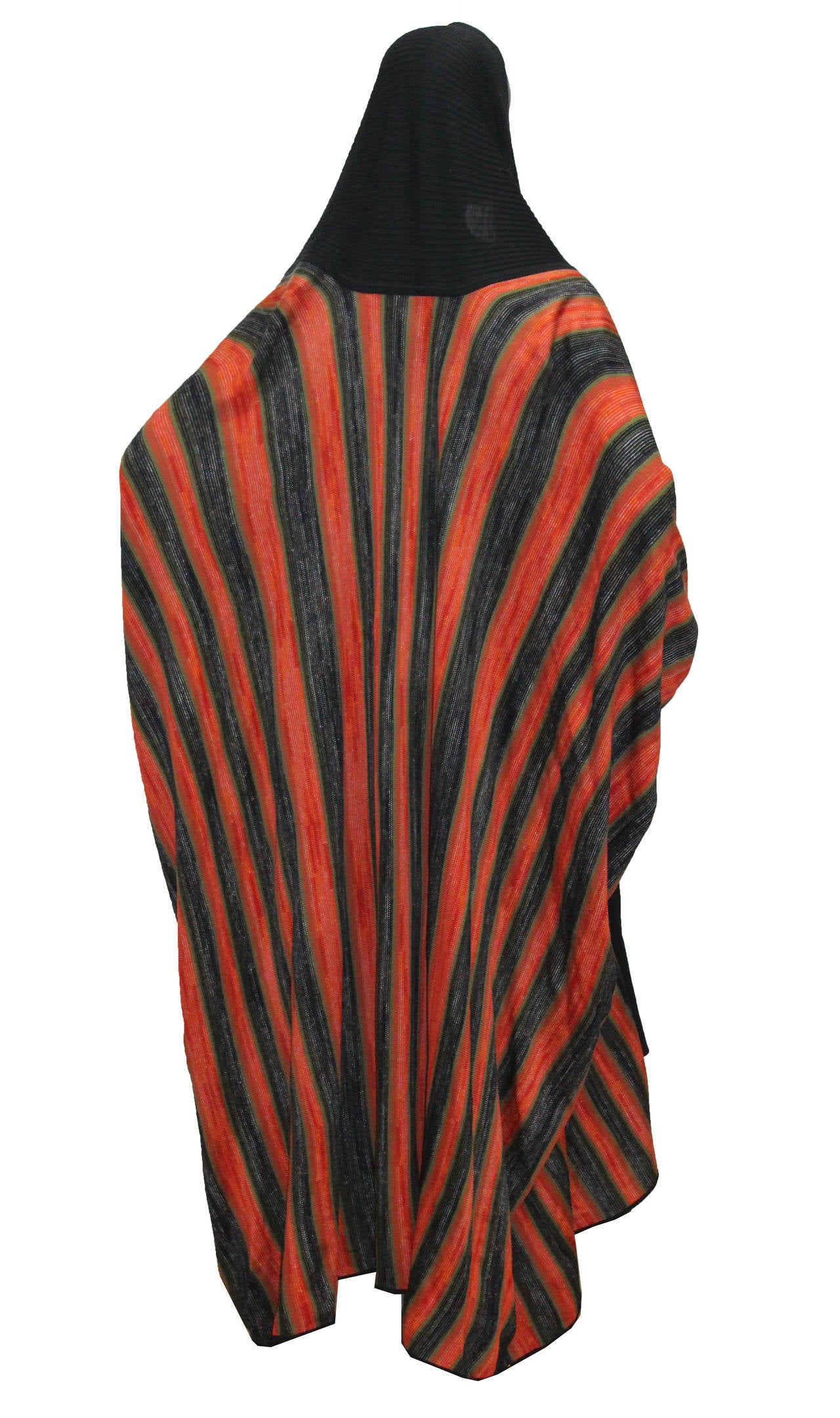 Fine and rare 1970s Documented Issey Miyake Knitted Cloak In Excellent Condition In London, GB