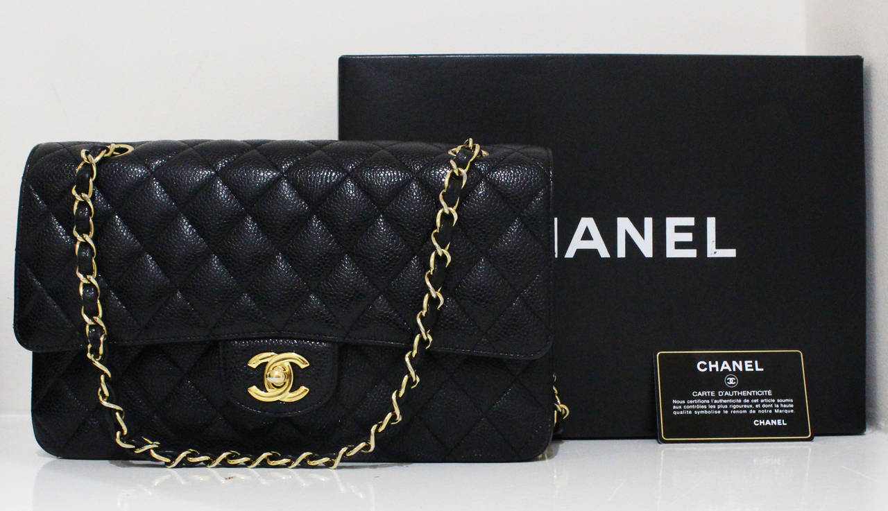 Chanel Black Quilted Caviar Classic Medium Double Flap Bag, Excellent Condition In Excellent Condition In London, GB